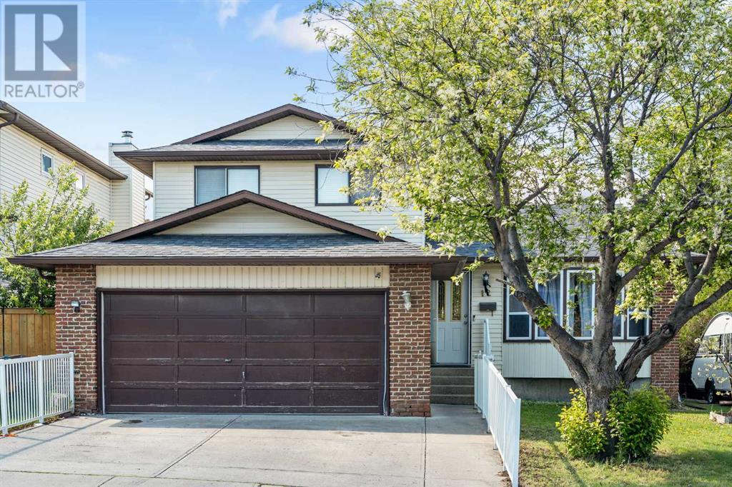 Property at 12 Whitefield Crescent NE image 3