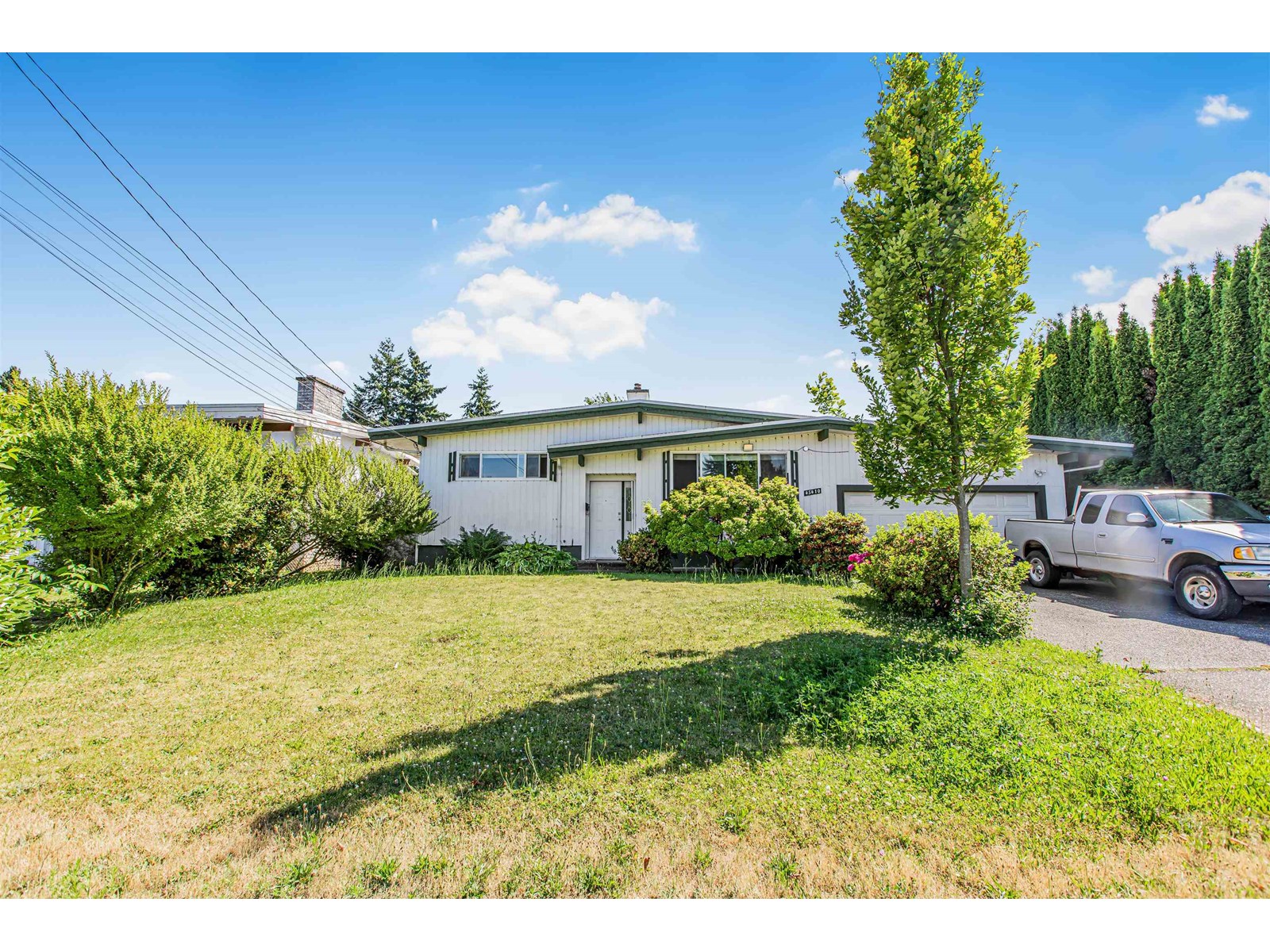 Property at 45410 WESTVIEW AVENUE image 1