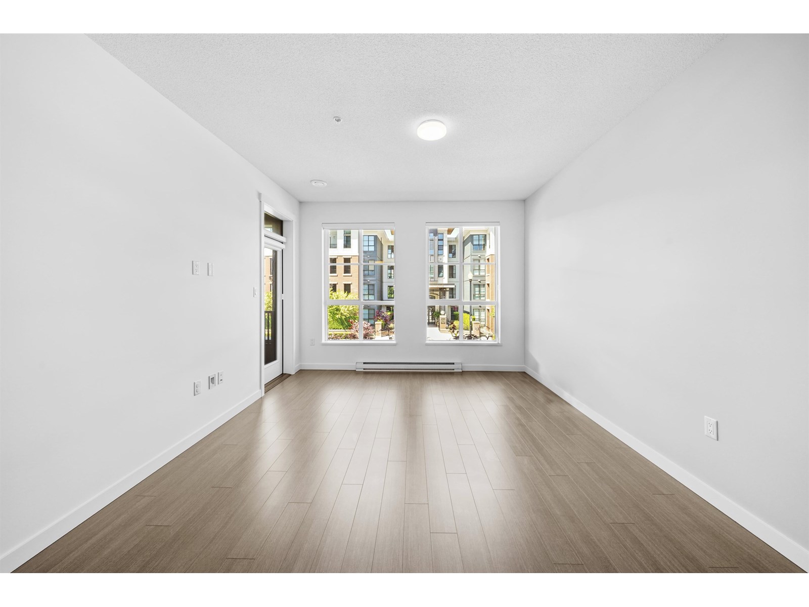 217 15168 33rd Avenue, Surrey, British Columbia V3Z 0N7 - Photo 3 - R3026686