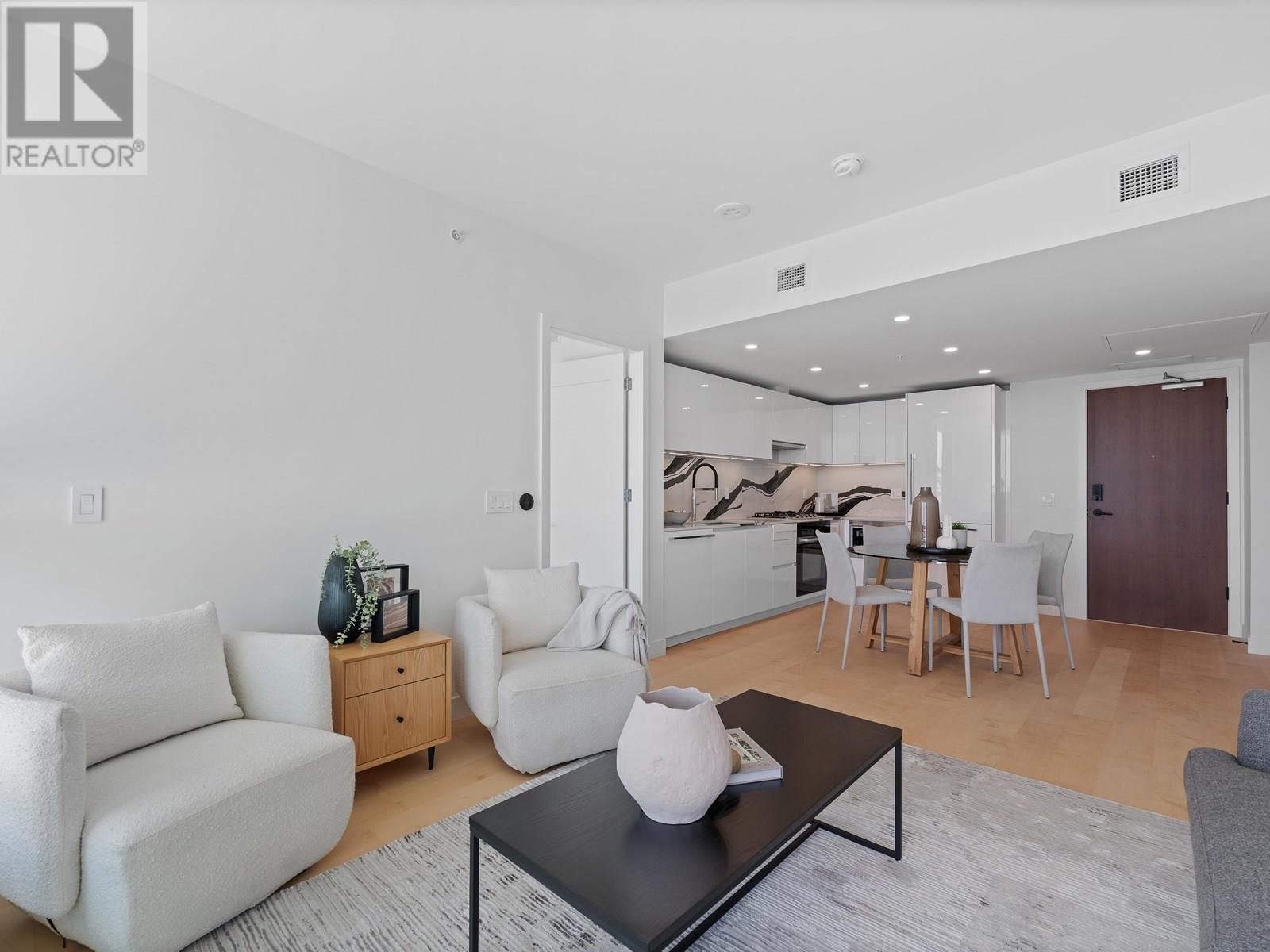 407 135 E 13 Street, North Vancouver, British Columbia  V7L 0E5 - Photo 3 - R3026622
