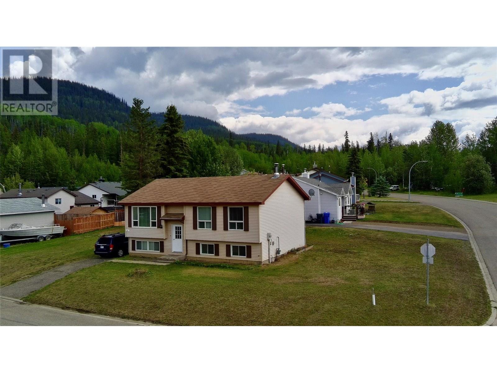 Property at 80 Sukunka Place image 1