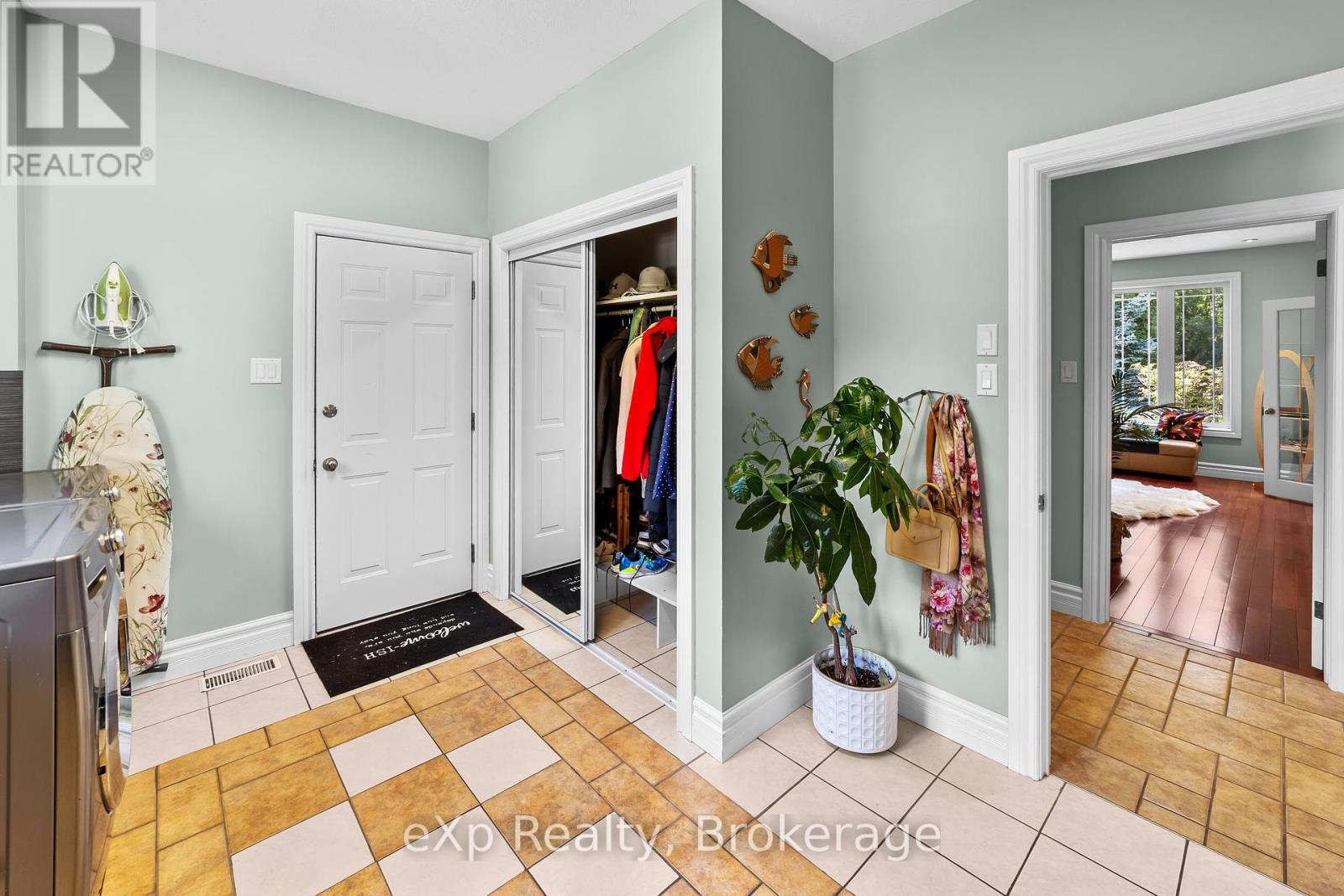56 Miramichi Bay Road, Saugeen Shores, Ontario  N0H 2C0 - Photo 13 - X12284191