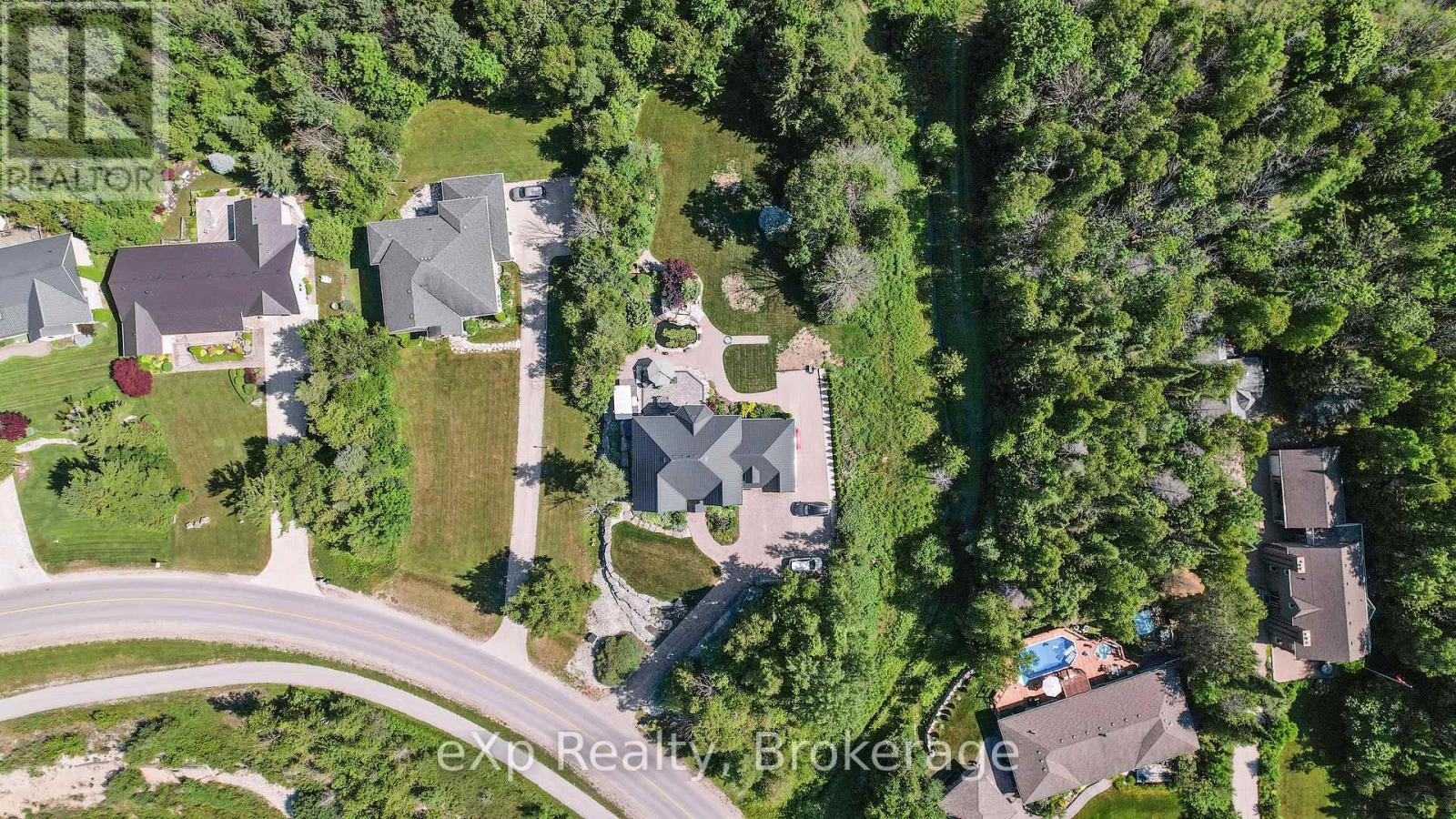 56 Miramichi Bay Road, Saugeen Shores, Ontario  N0H 2C0 - Photo 6 - X12284191