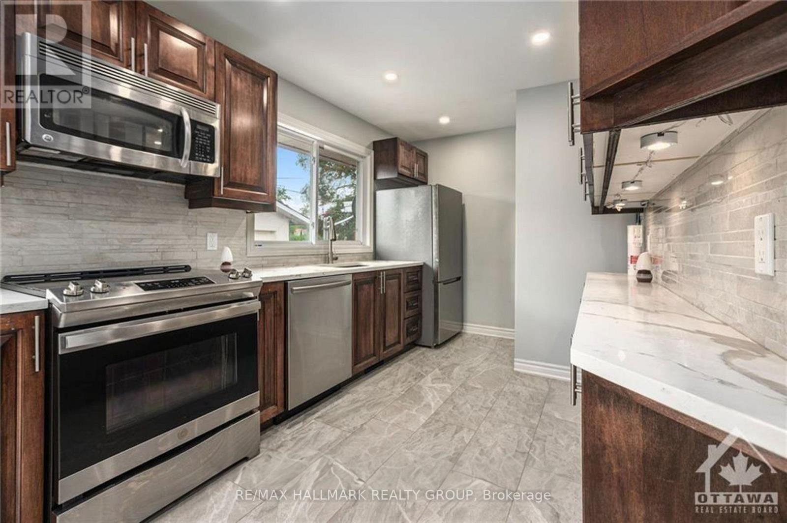 1680 Fisher Avenue, Ottawa, Ontario  K2C 1X7 - Photo 5 - X12284219