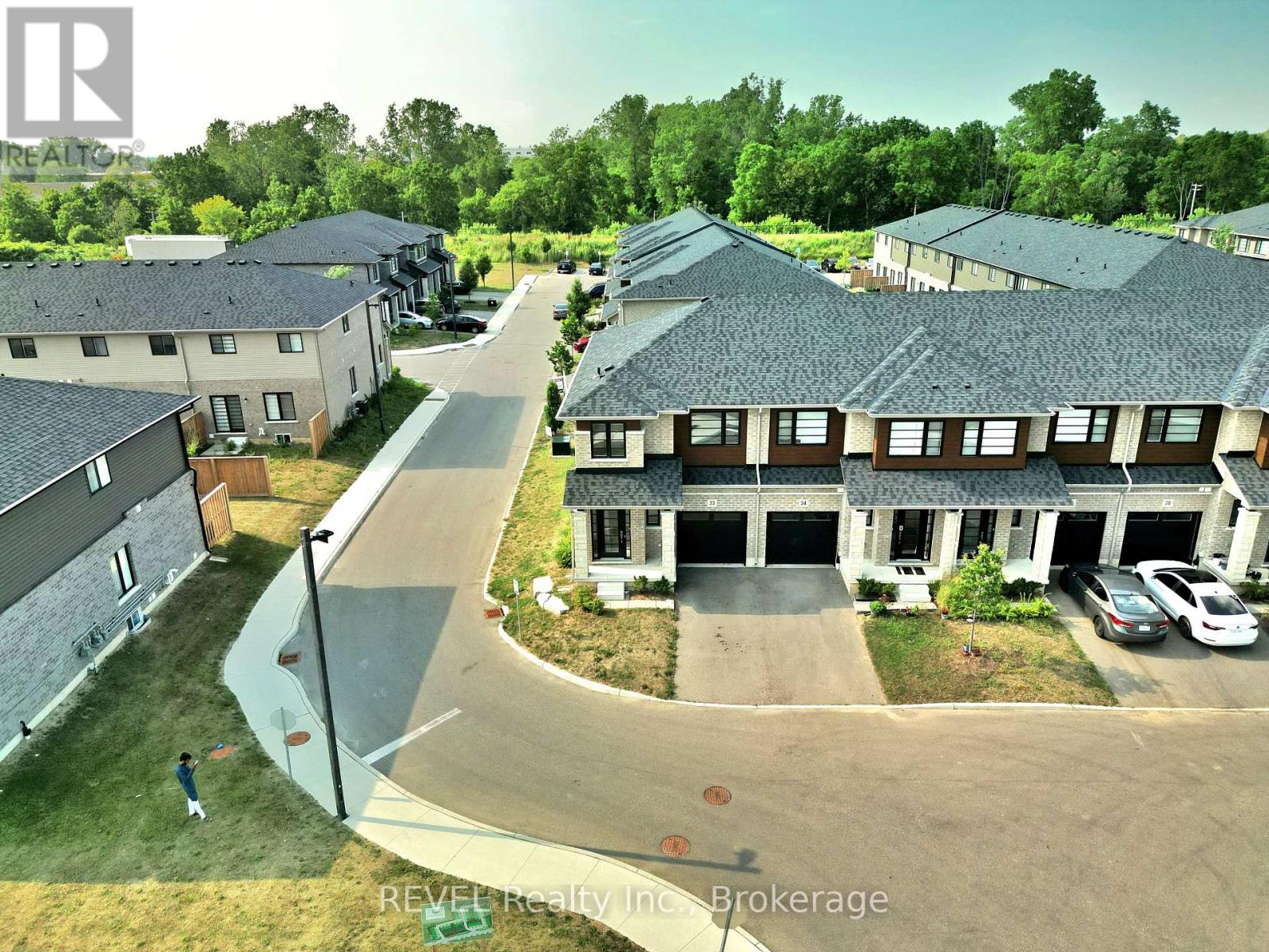 Property at 33 - 520 GREY STREET image 3