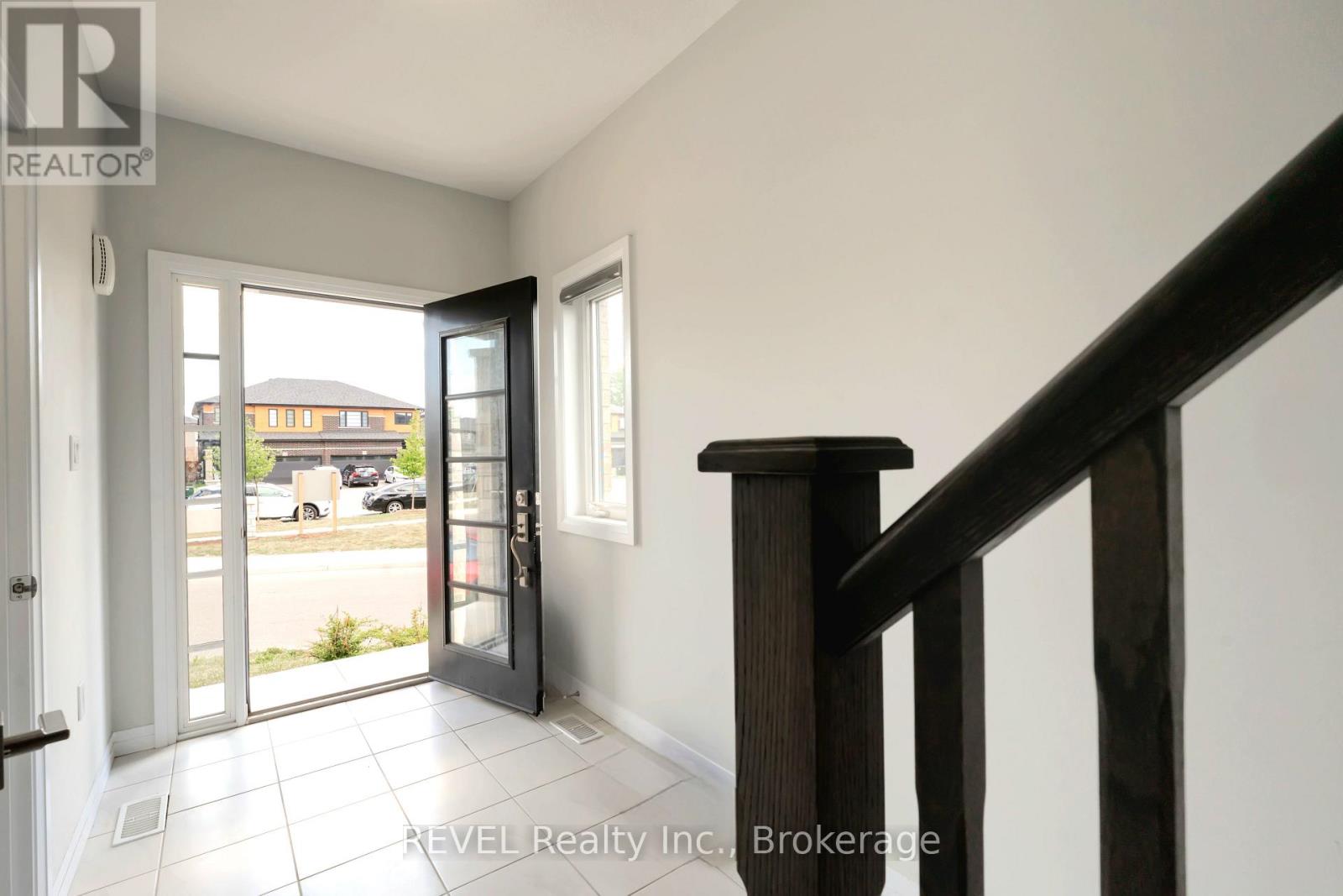 Property at 33 - 520 GREY STREET image 5