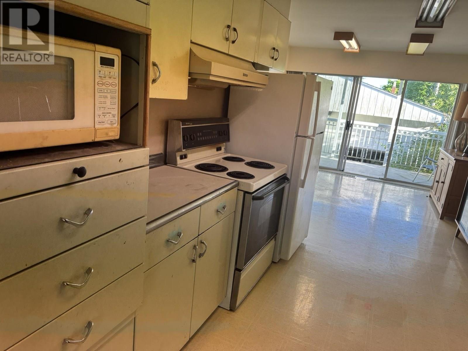 3616 Oxford Street, Vancouver, British Columbia  V5K 1P3 - Photo 15 - R3026399