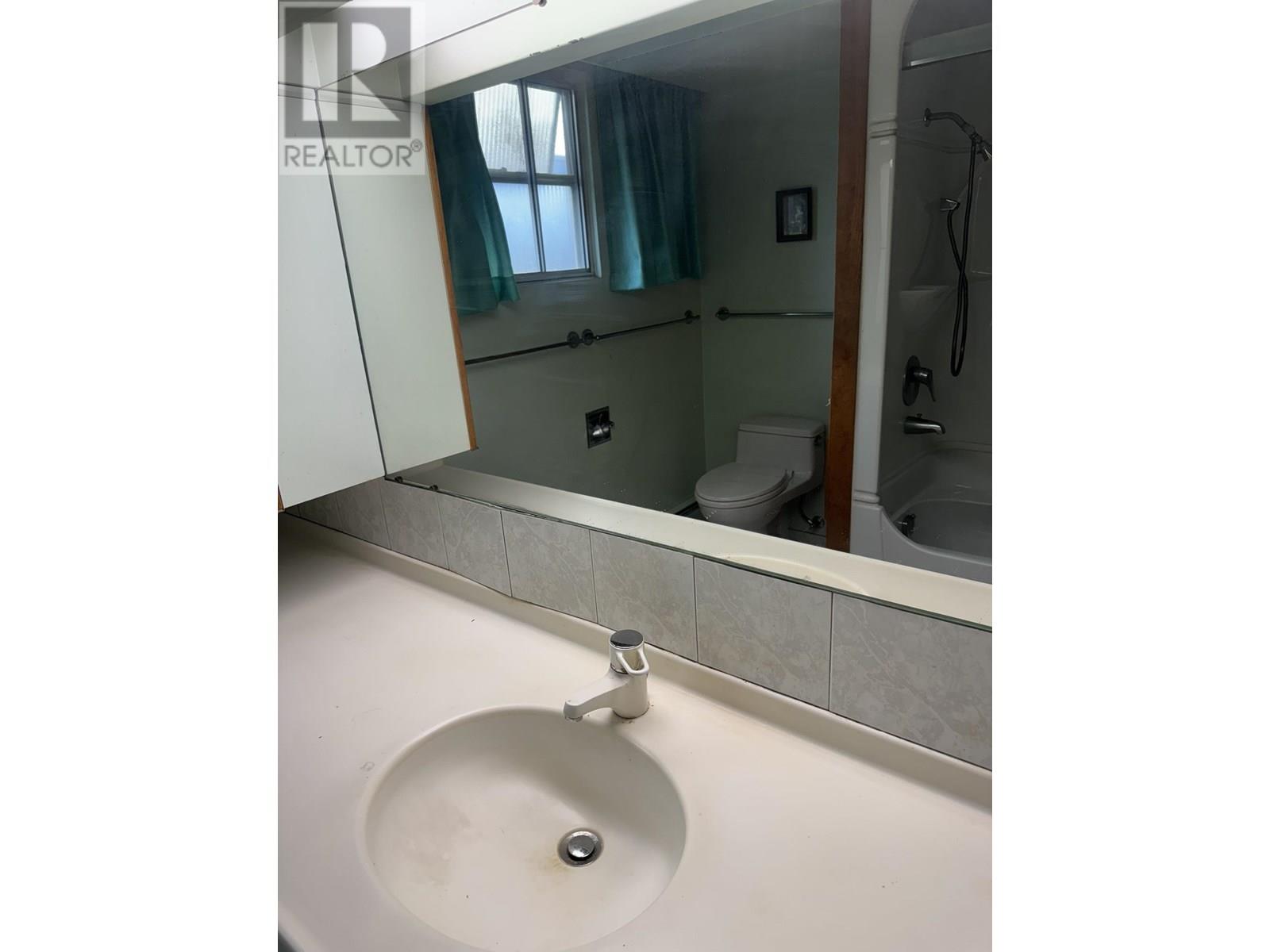 3616 Oxford Street, Vancouver, British Columbia  V5K 1P3 - Photo 13 - R3026399