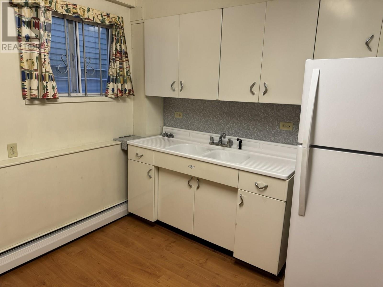 3616 Oxford Street, Vancouver, British Columbia  V5K 1P3 - Photo 17 - R3026399