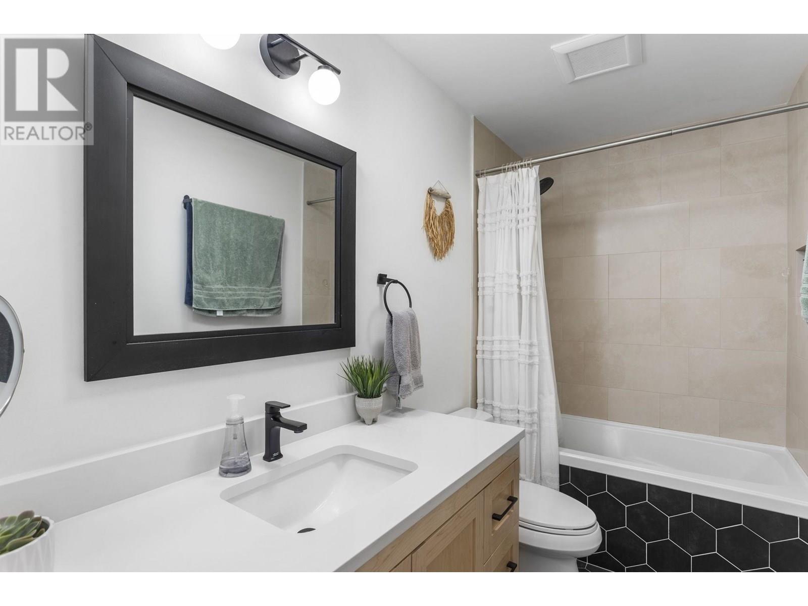 915 Britton Drive, Port Moody, British Columbia  V3H 3S5 - Photo 15 - R3026518