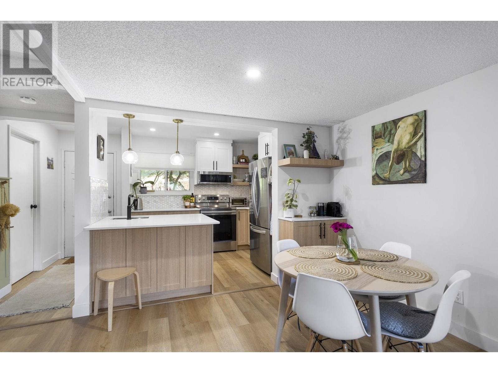 915 Britton Drive, Port Moody, British Columbia  V3H 3S5 - Photo 5 - R3026518