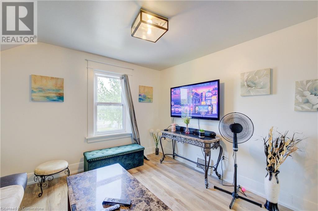 141 Garner Avenue, Welland, Ontario  L3B 2Y1 - Photo 9 - 40740603