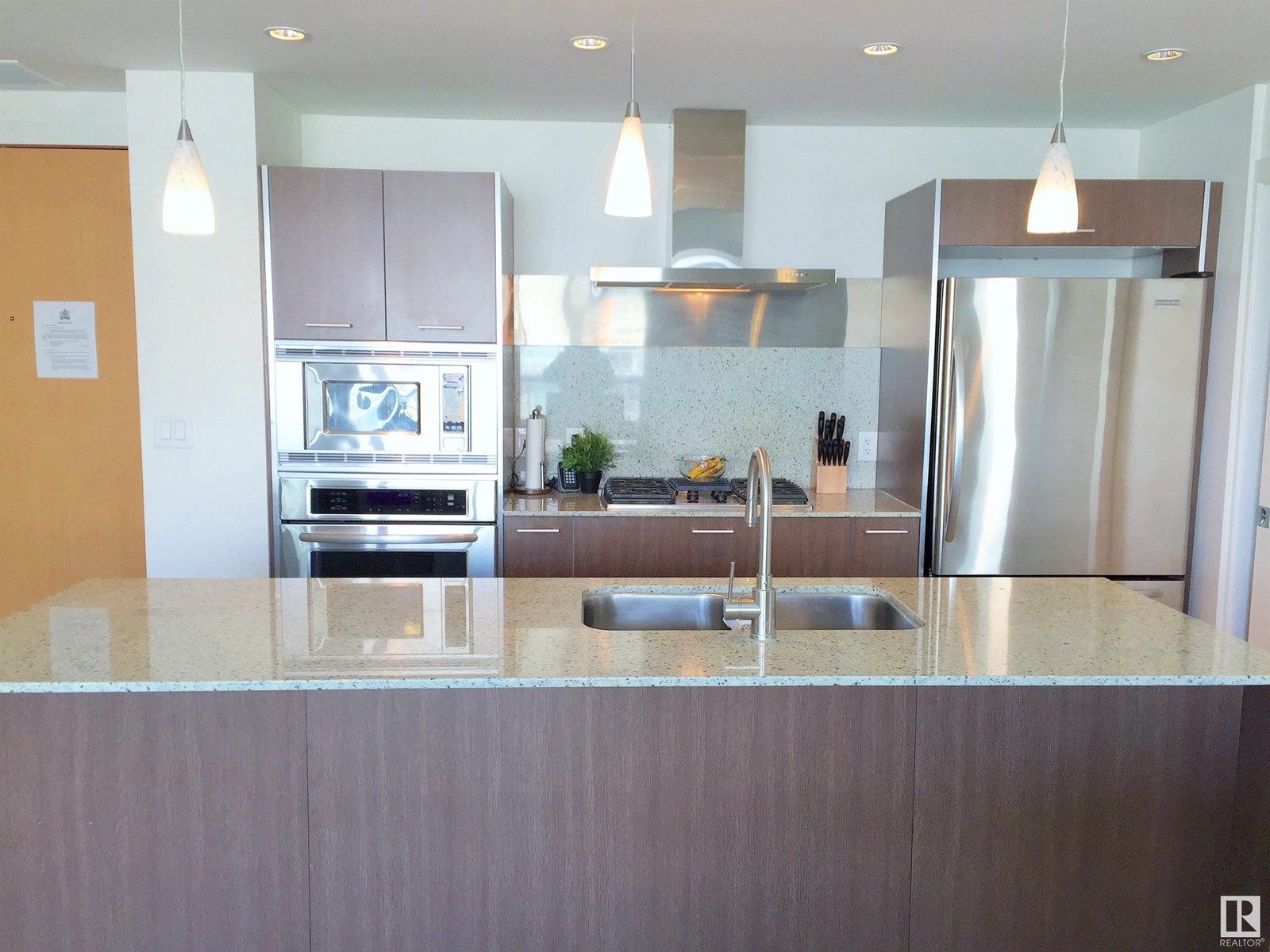 Property at #410 2504 109 ST NW image 3