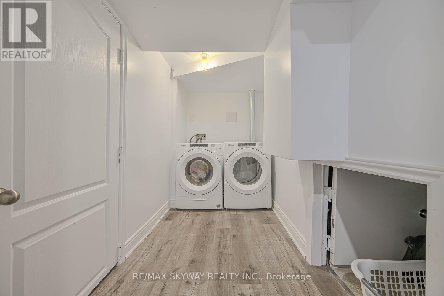 7517 Lully Court, Mississauga, Ontario  L4T 2P2 - Photo 32 - W12284243