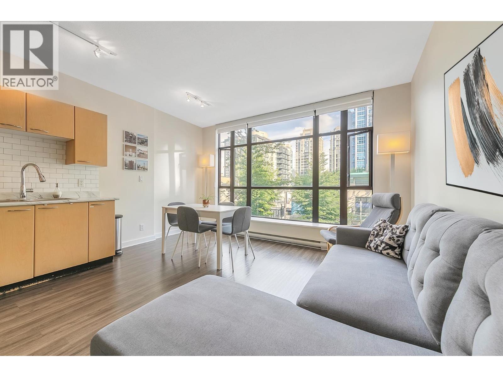 307 1249 Granville Street, Vancouver, British Columbia  V6Z 1M5 - Photo 6 - R3026641