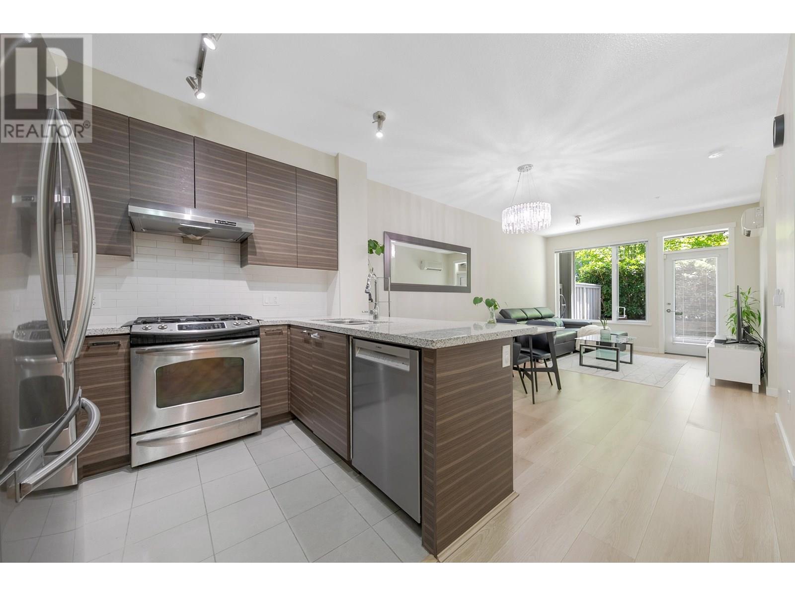 125 9388 Mckim Way, Richmond, British Columbia  V6X 0J7 - Photo 2 - R3026715