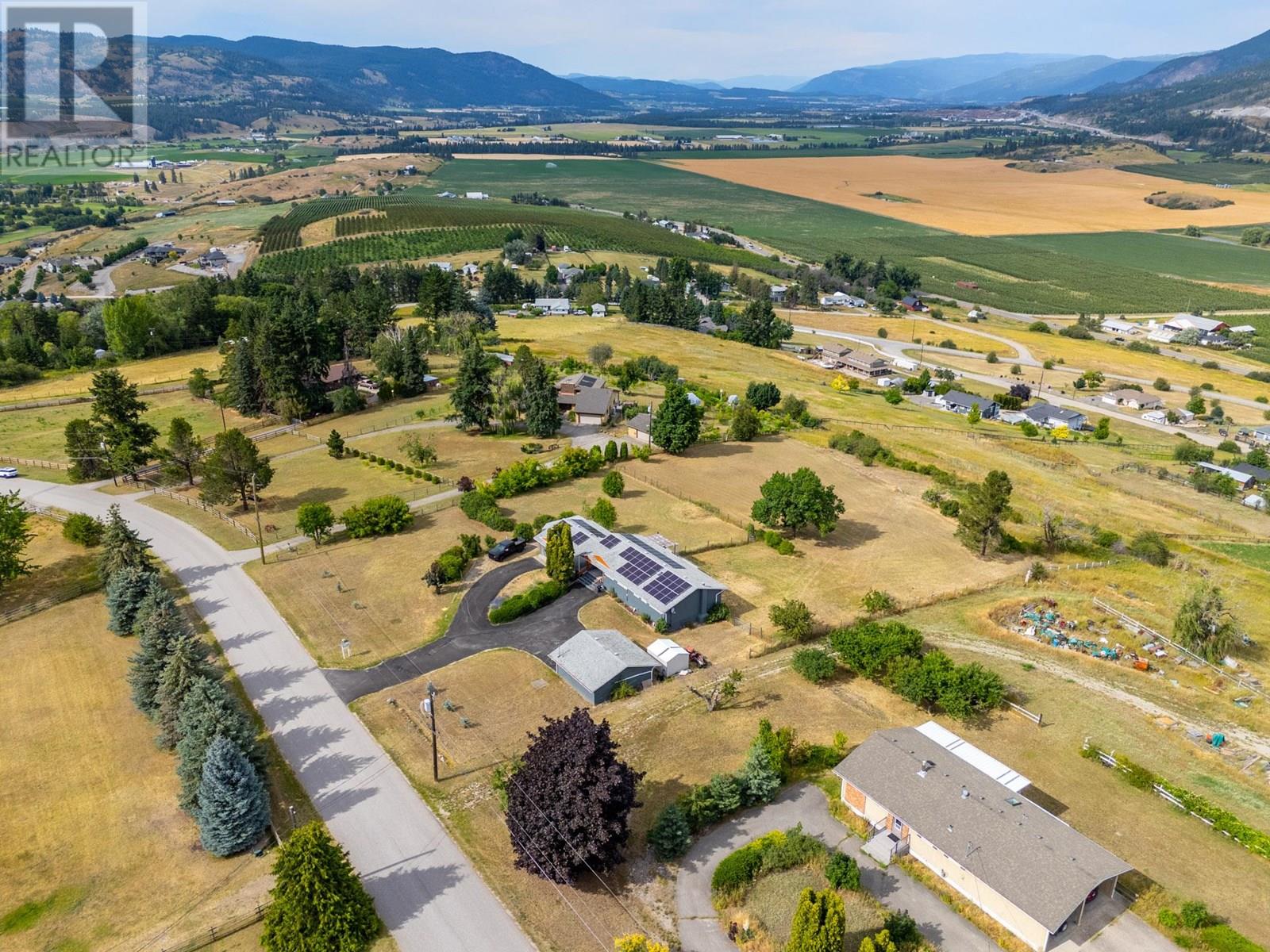 136 Stepping Stones Crescent, Spallumcheen, British Columbia  V1H 1X2 - Photo 55 - 10355957