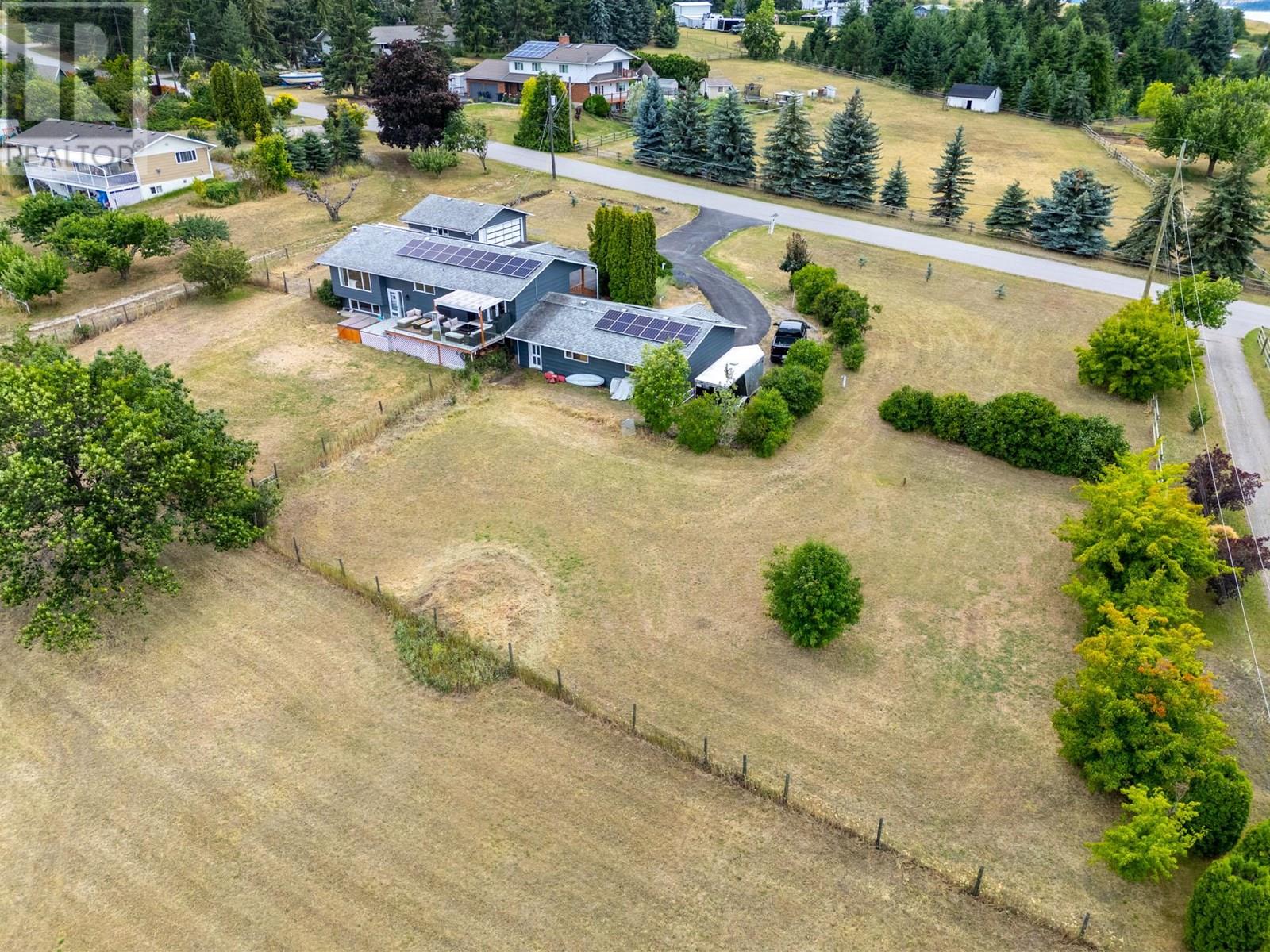 136 Stepping Stones Crescent, Spallumcheen, British Columbia  V1H 1X2 - Photo 63 - 10355957