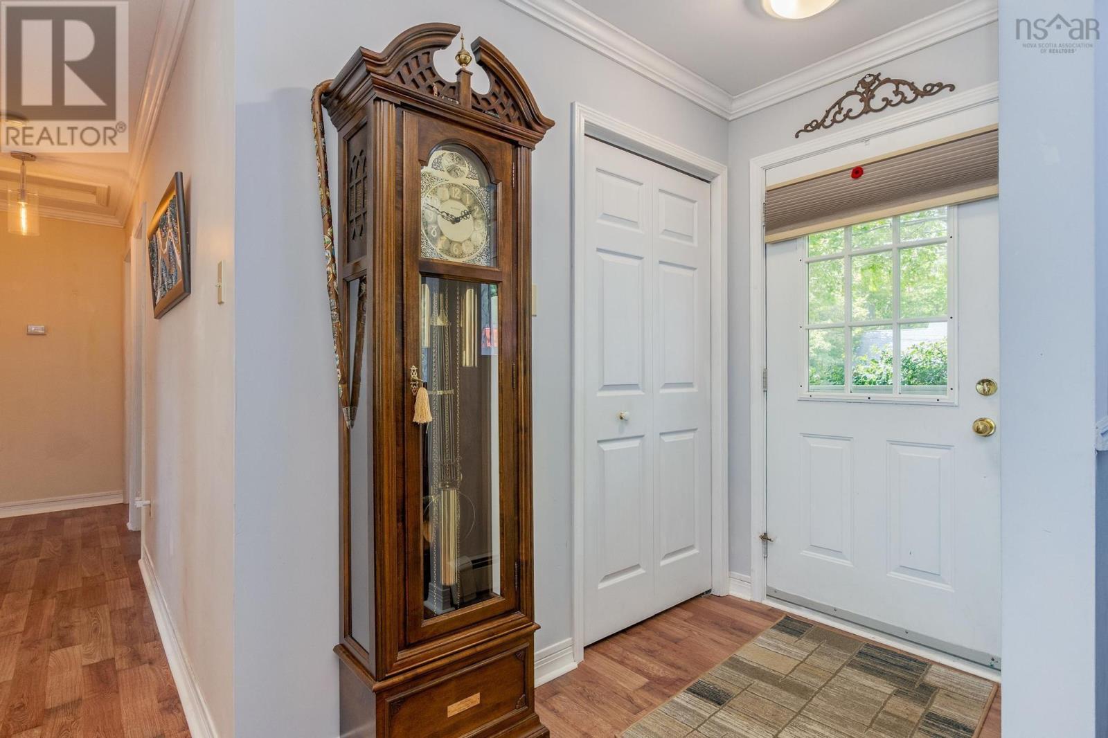 Property at 59 Winburn Ave image 4