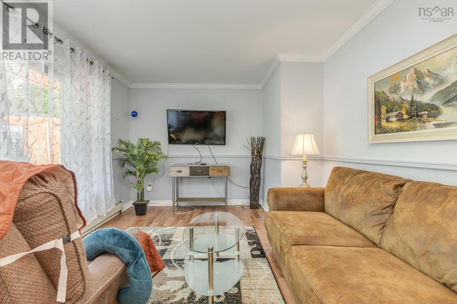 Property at 59 Winburn Ave image 5