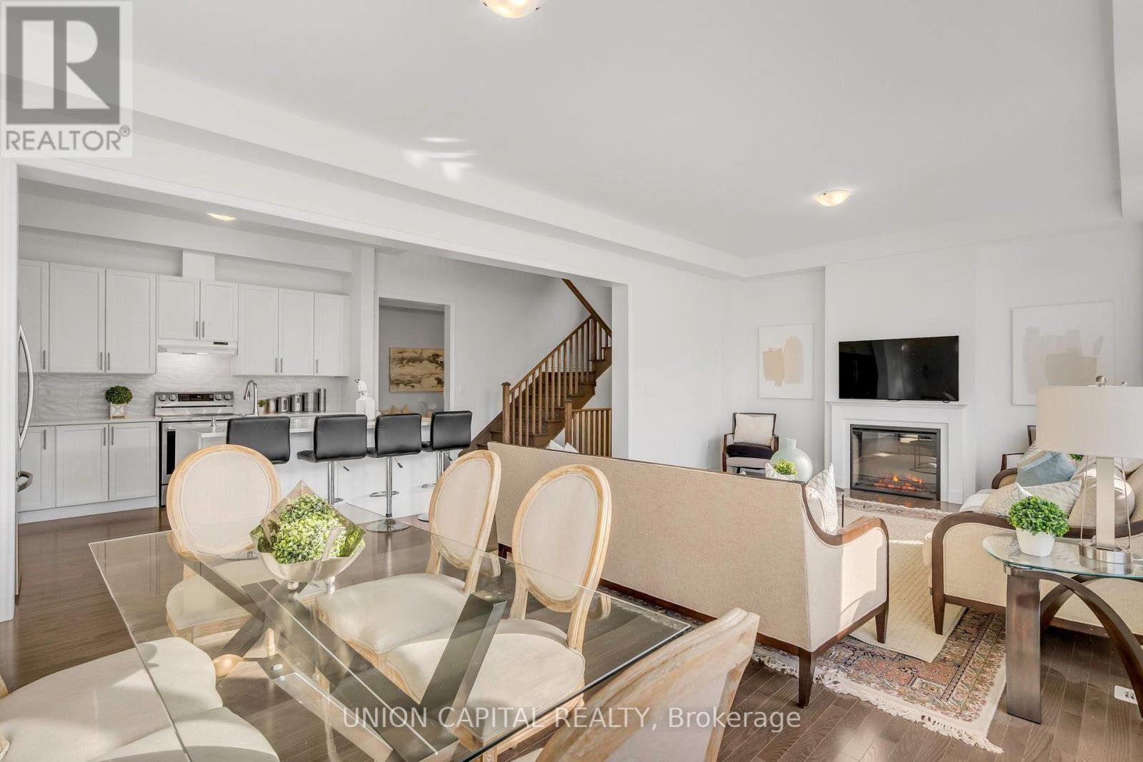 Property at 123 HALLDORSON AVENUE image 5