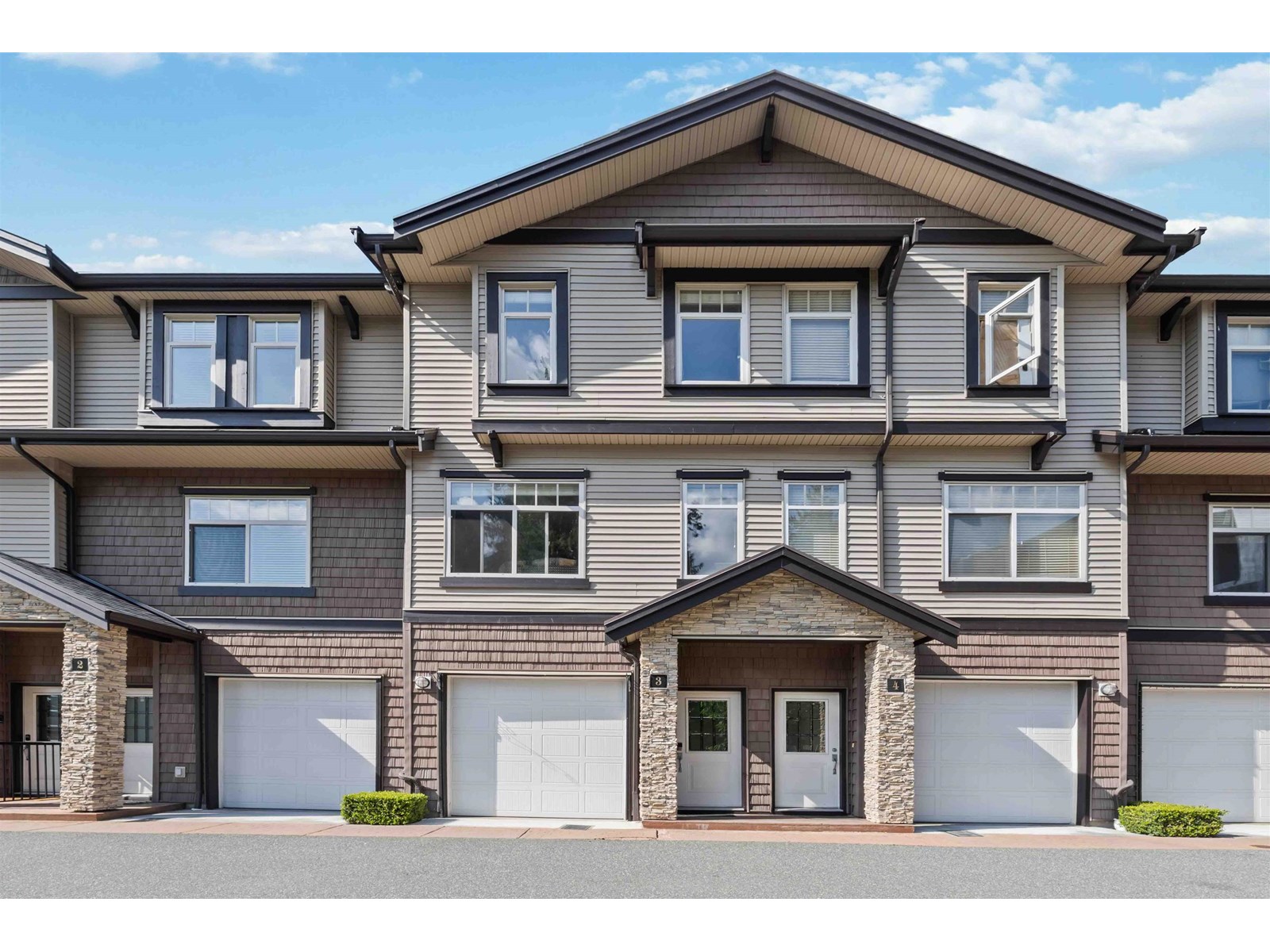 Property at 3 2950 LEFEUVRE ROAD image 1