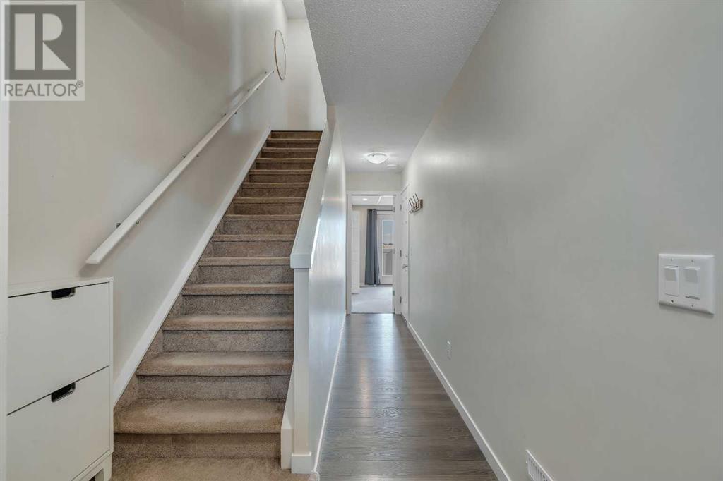 Property at 357 Copperpond Landing SE image 3