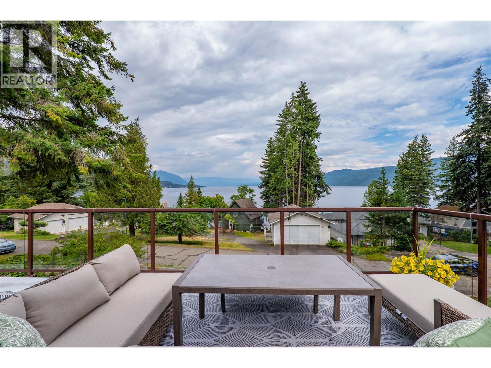 4498 Squilax Anglemont Road Unit# 20, scotch creek, British Columbia
