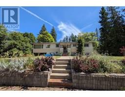 431 50 Street NW, salmon arm, British Columbia