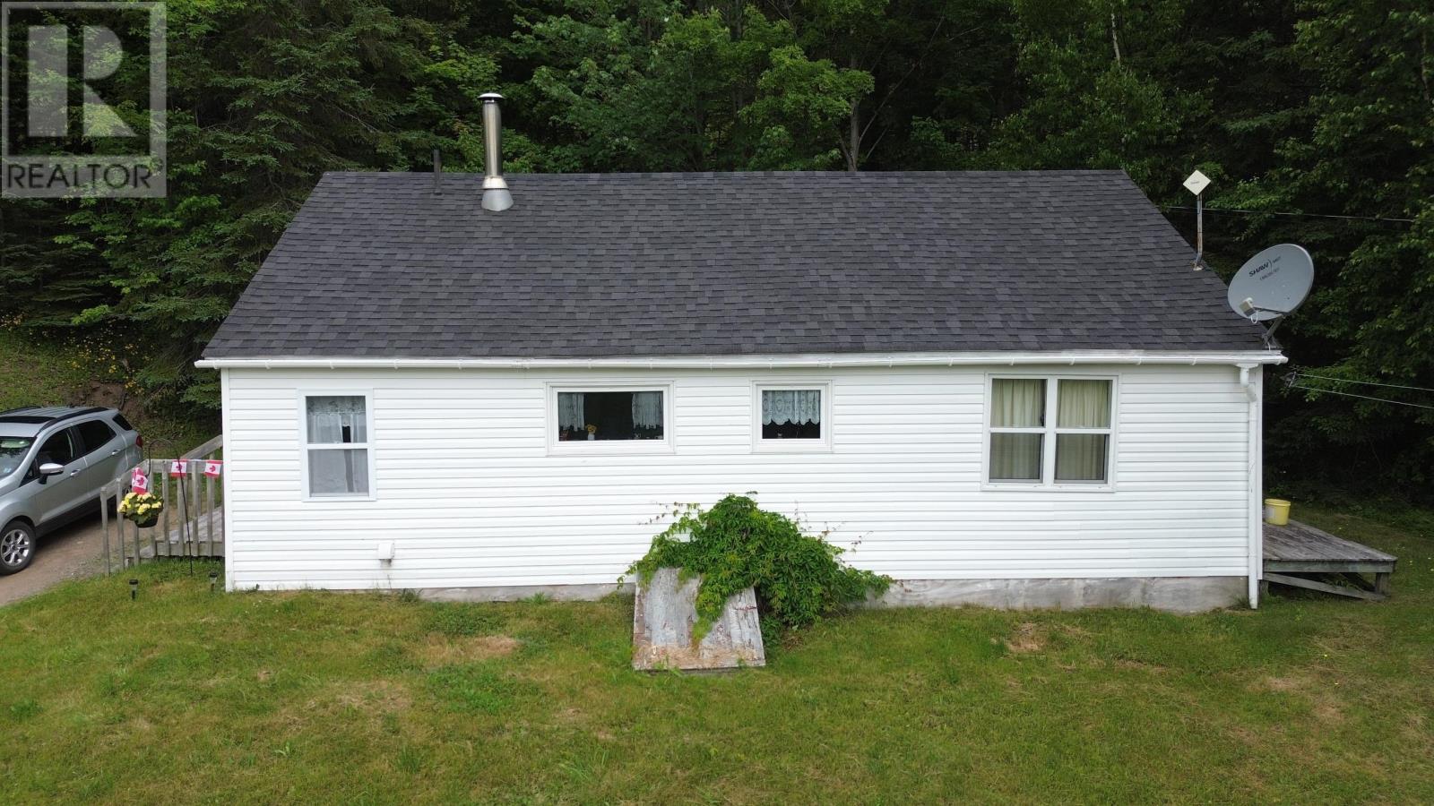 11301 Highway 105, Aberdeen, Nova Scotia  B0E 3M0 - Photo 22 - 202516988