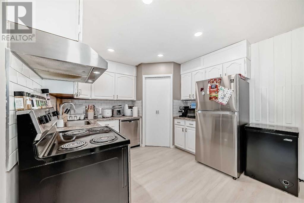 Property at 150, 3809 45 Street SW image 5
