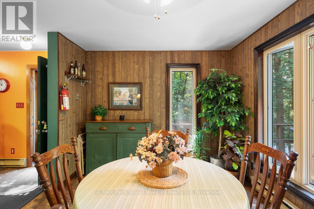 18 Meharg Drive, Mckellar, Ontario  P2A 0B5 - Photo 28 - X12240987