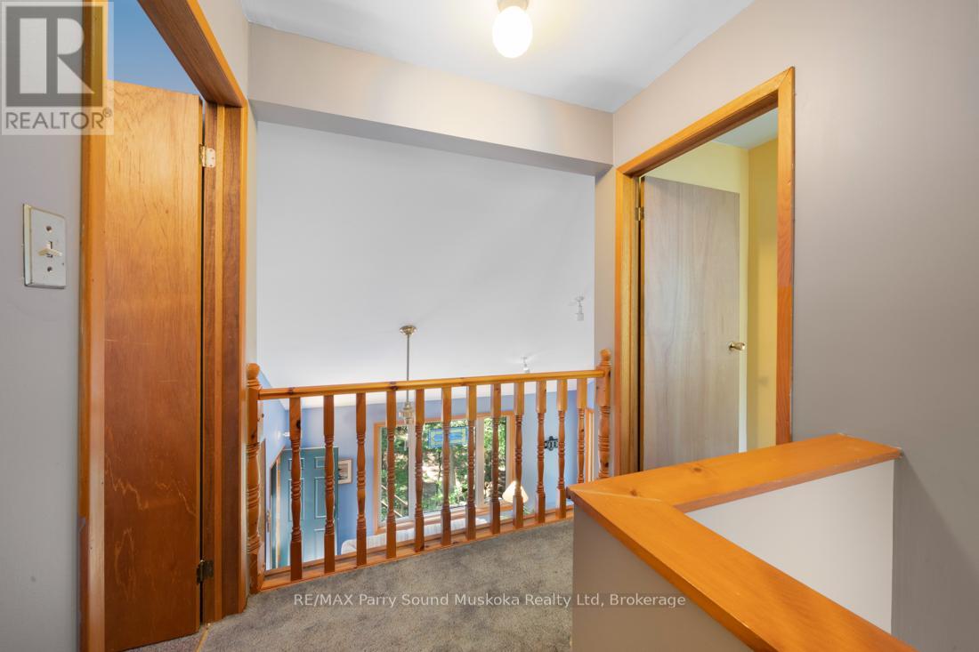 18 Meharg Drive, Mckellar, Ontario  P2A 0B5 - Photo 39 - X12240987