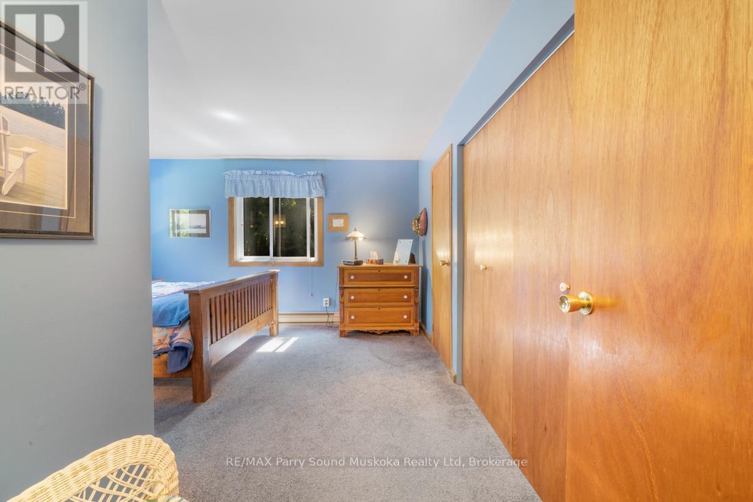 18 Meharg Drive, Mckellar, Ontario  P2A 0B5 - Photo 41 - X12240987