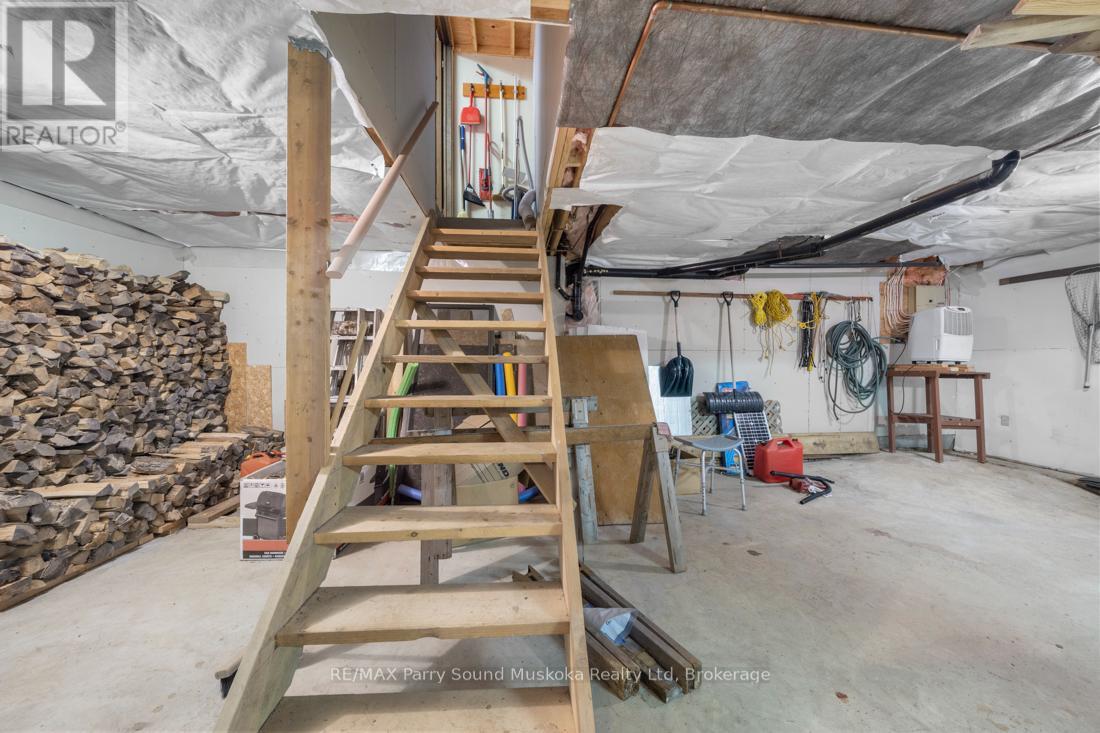 18 Meharg Drive, Mckellar, Ontario  P2A 0B5 - Photo 46 - X12240987