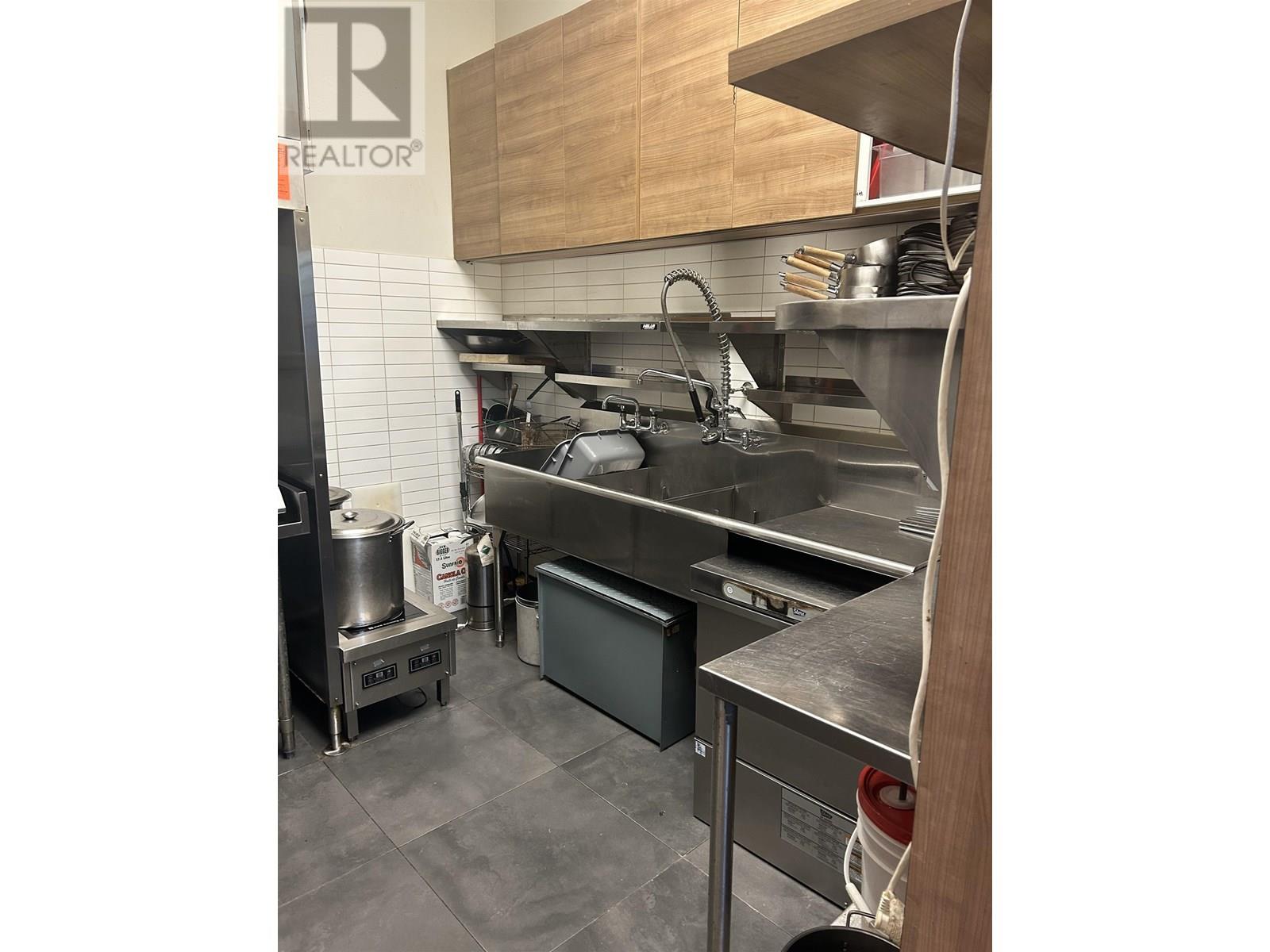 496 Drake Street, Vancouver, British Columbia  V6B 3G6 - Photo 3 - C8070736