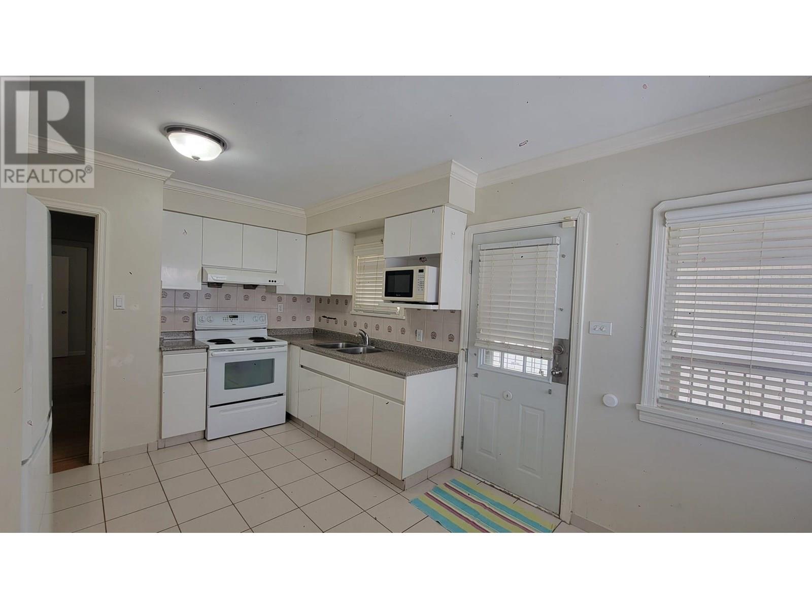 4661 Napier Street, Burnaby, British Columbia  V5C 3H6 - Photo 6 - R3026321