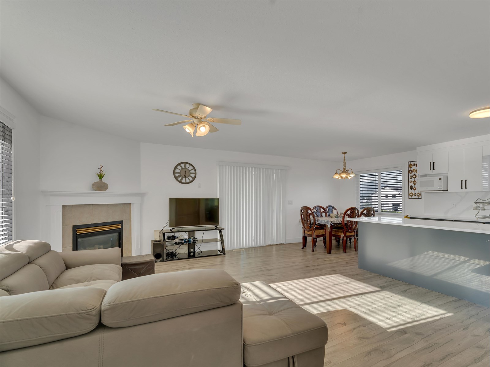 5411 Gladwin Road, Abbotsford, British Columbia  V4X 1X8 - Photo 7 - R3026505