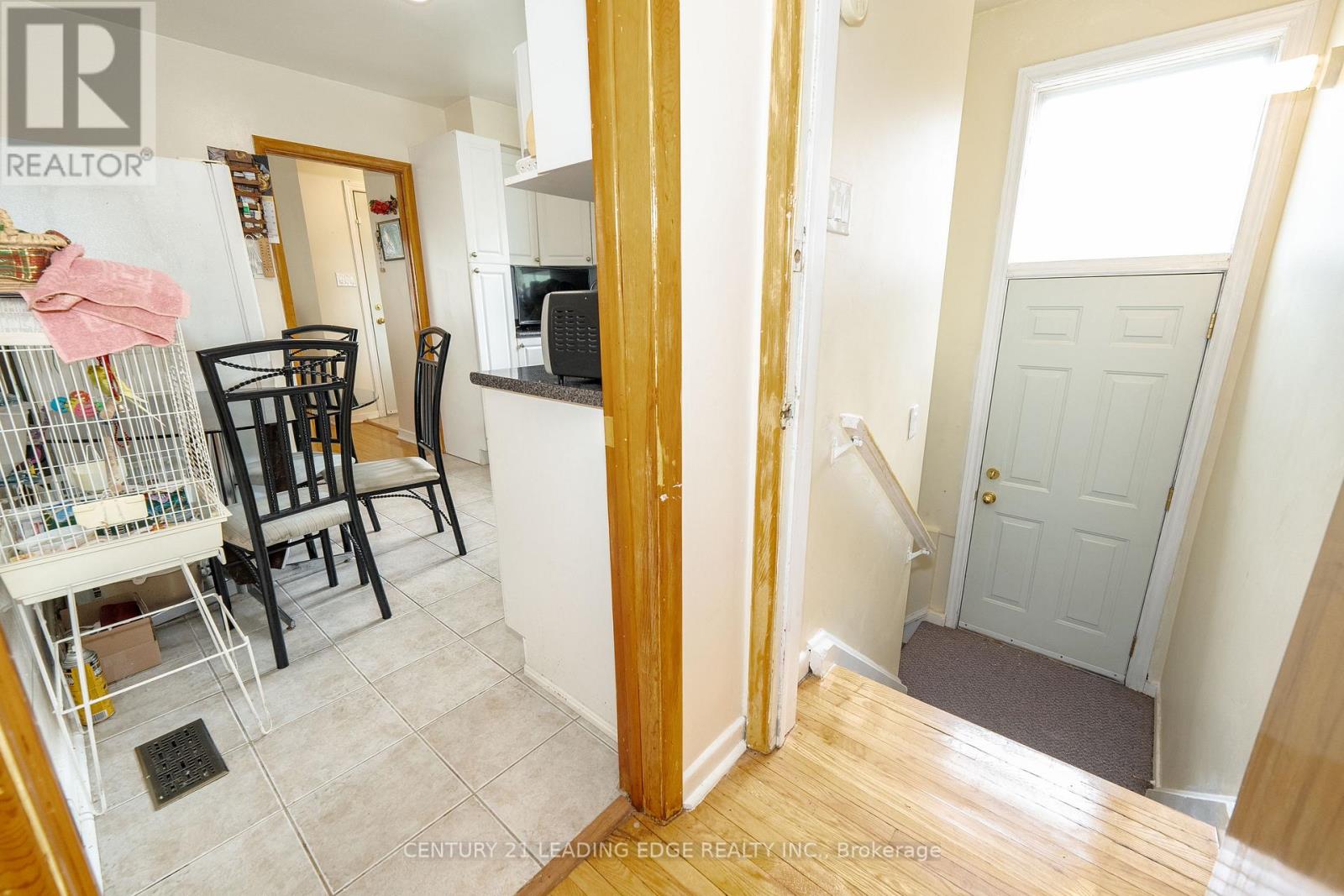 6 Ravenrock Court, Toronto, Ontario  M3A 2Y9 - Photo 15 - C12284348