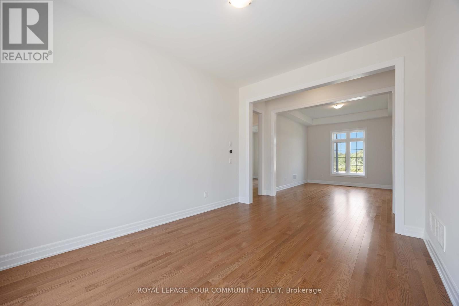 18 Shadyridge Street, King, Ontario  L7B 1B4 - Photo 14 - N12284346