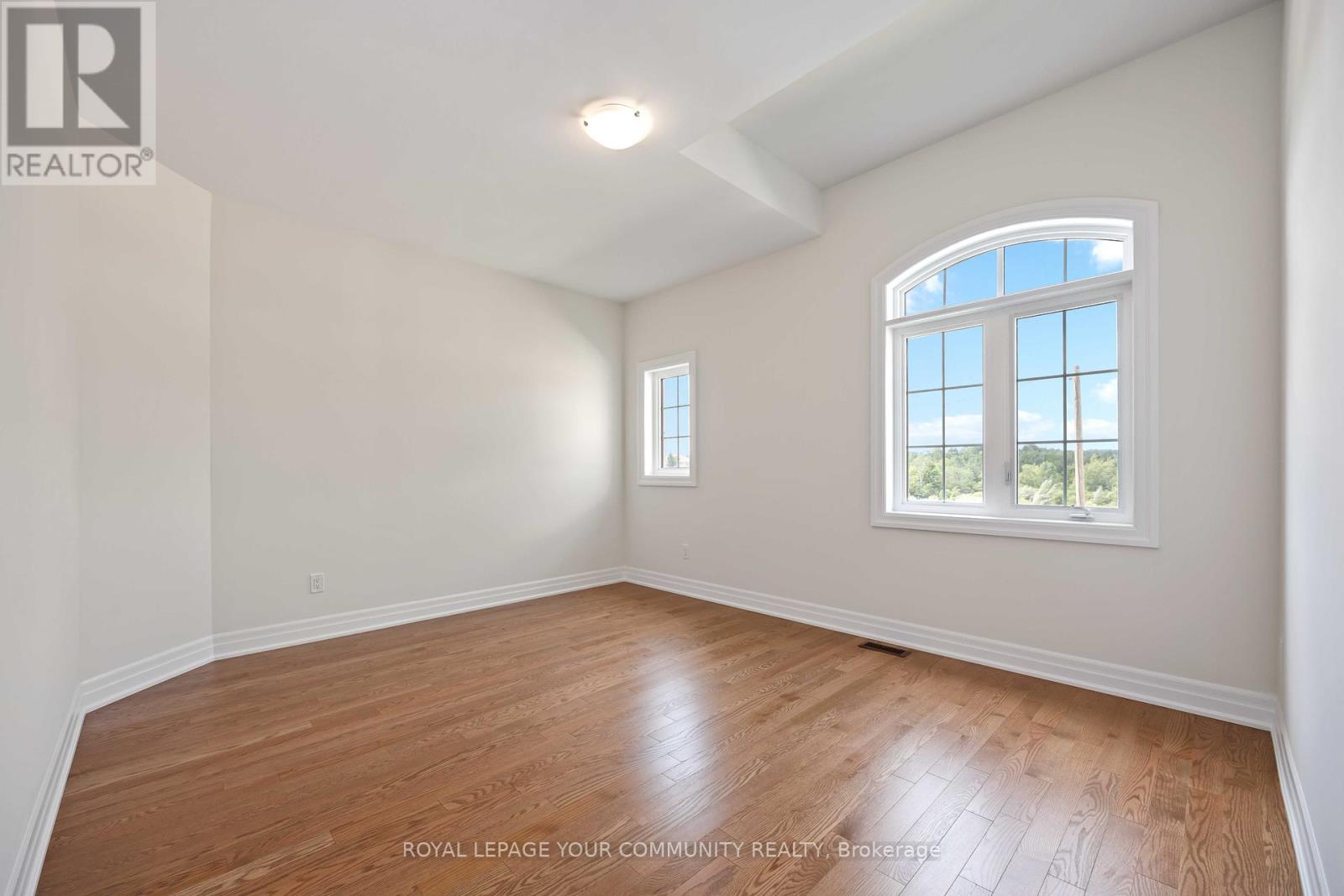 18 Shadyridge Street, King, Ontario  L7B 1B4 - Photo 32 - N12284346