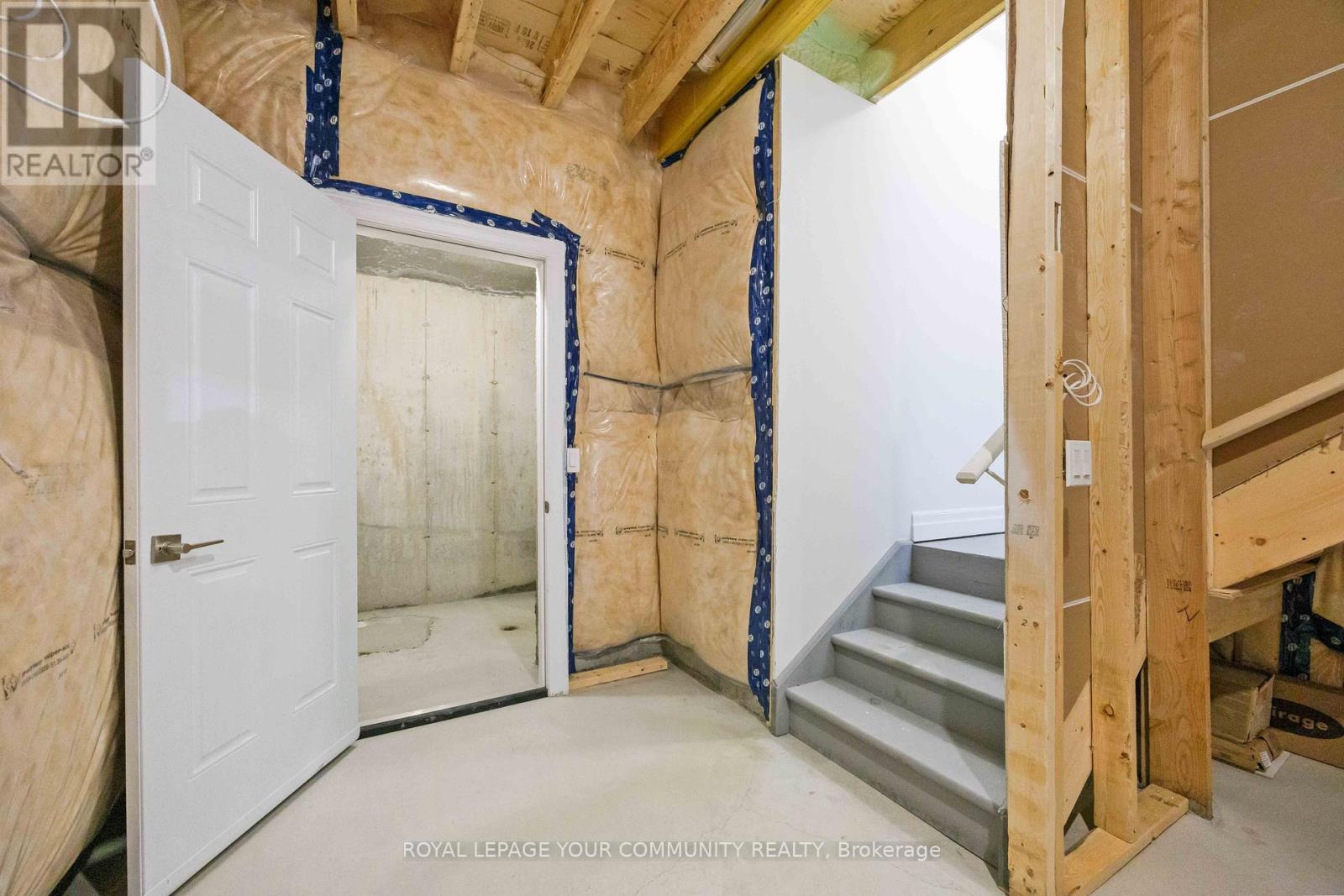 18 Shadyridge Street, King, Ontario  L7B 1B4 - Photo 45 - N12284346