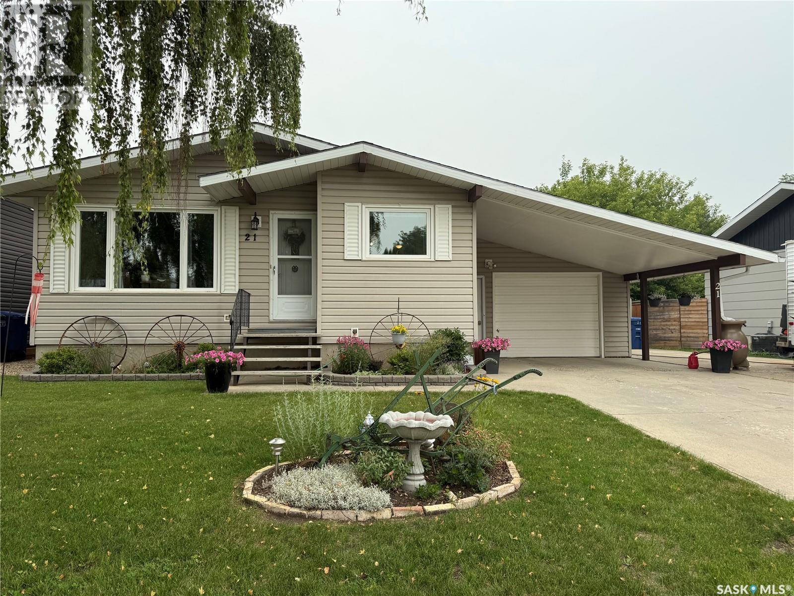 21 Centennial CRESCENT, humboldt, Saskatchewan