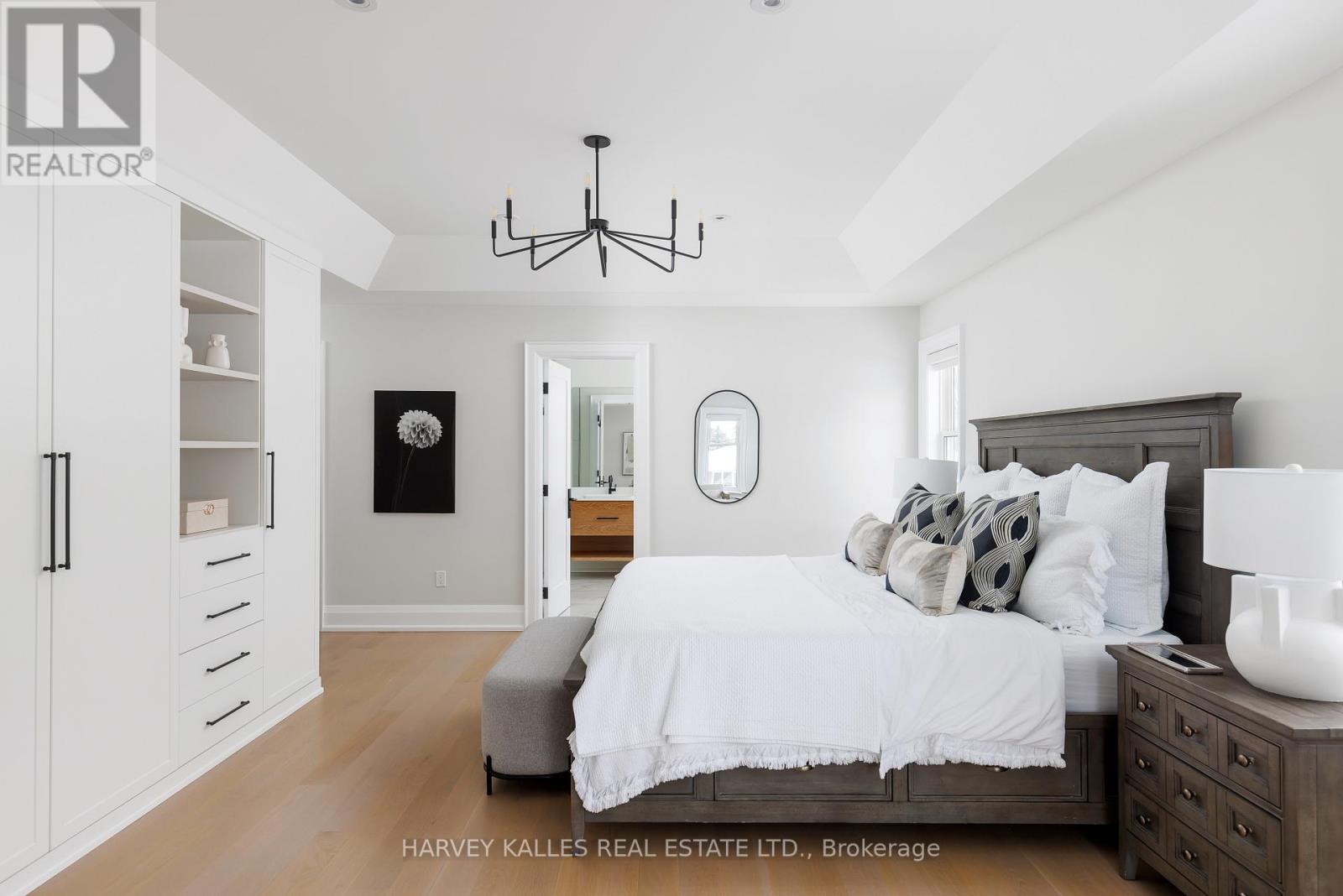588 Stephens Crescent, Oakville, Ontario  L6K 1Y3 - Photo 30 - W12284354