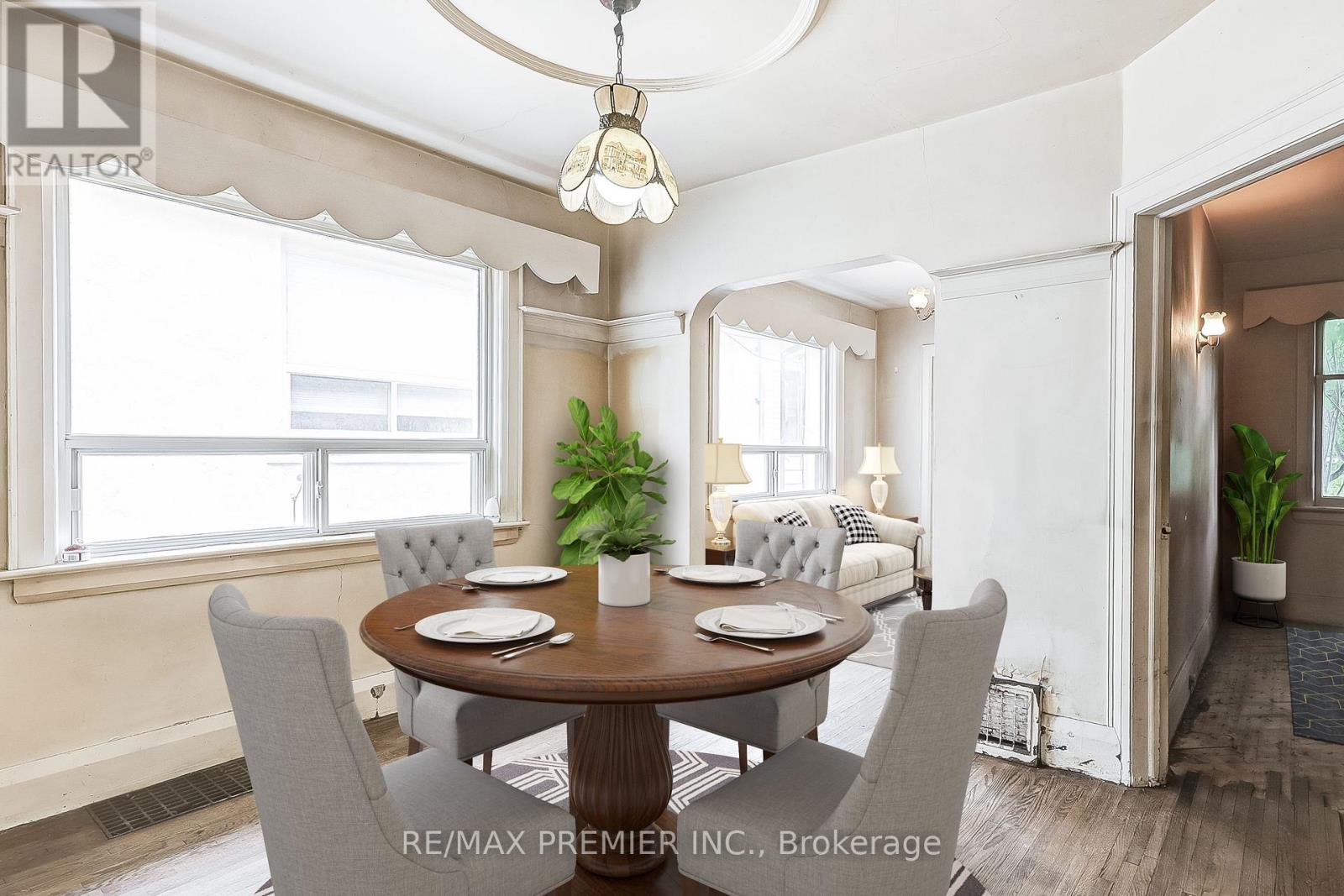 Property at 16 PORTER AVE AVENUE image 5