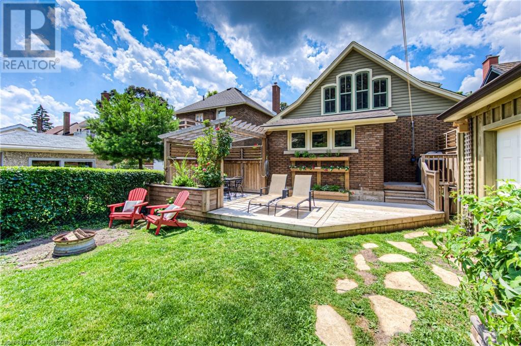 Property at 16 LYDIA Street image 2
