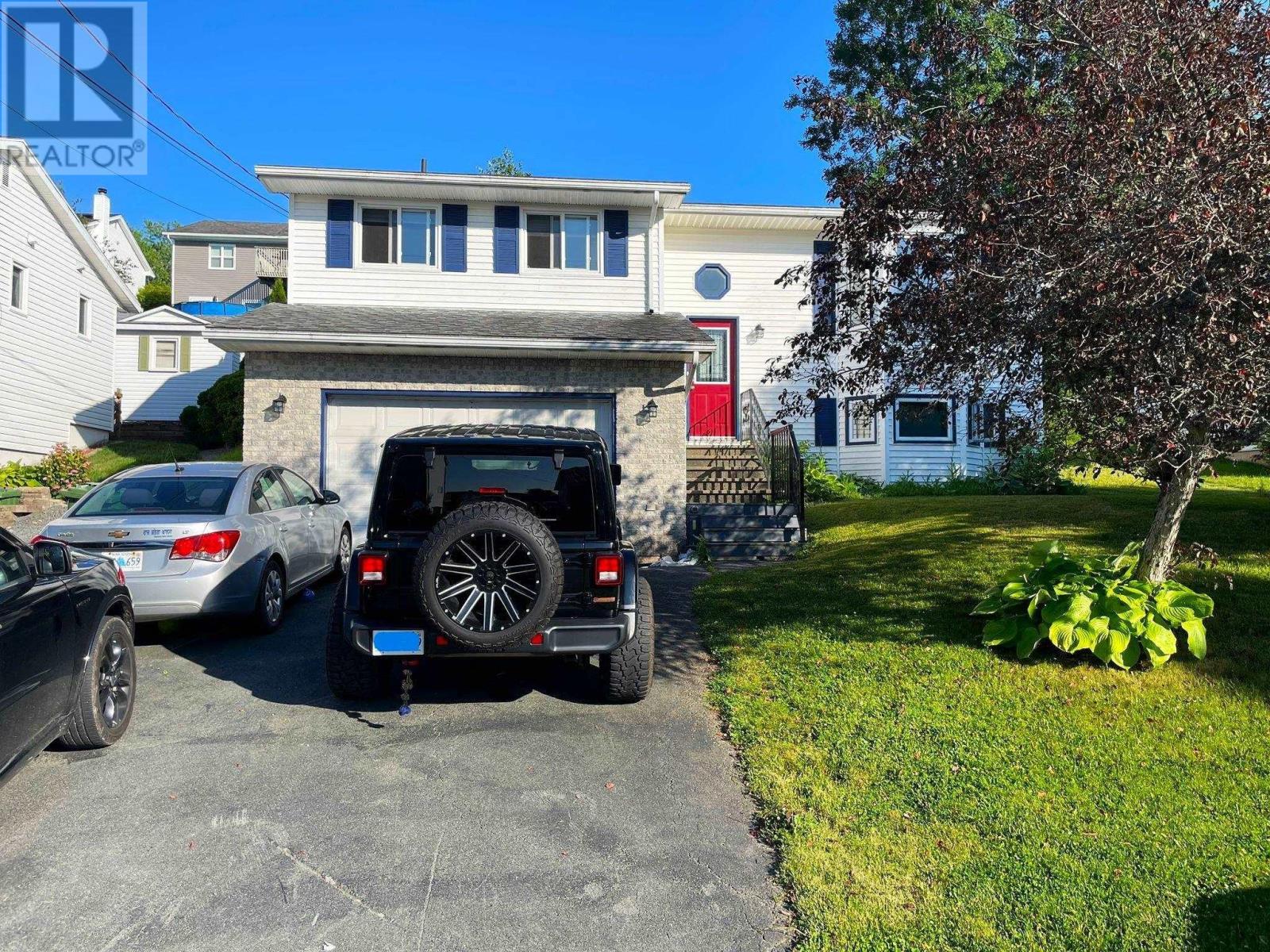 Property at 31 Yerevan Drive image 2