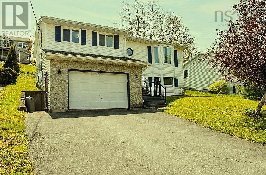 Property at 31 Yerevan Drive image 3