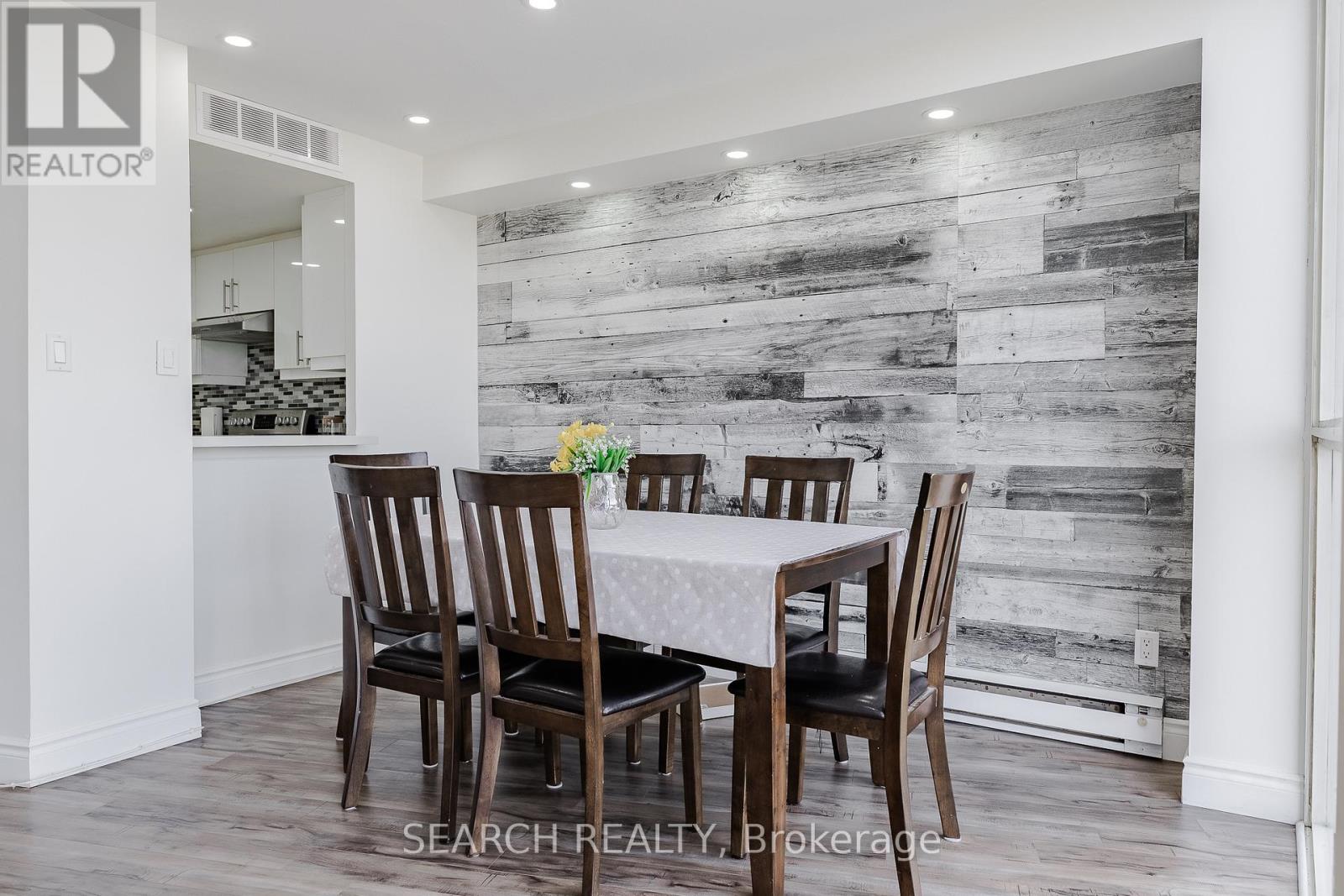 906 - 1360 Rathburn Road E, Mississauga (Rathwood), Ontario  L4W 4H4 - Photo 19 - W12214646