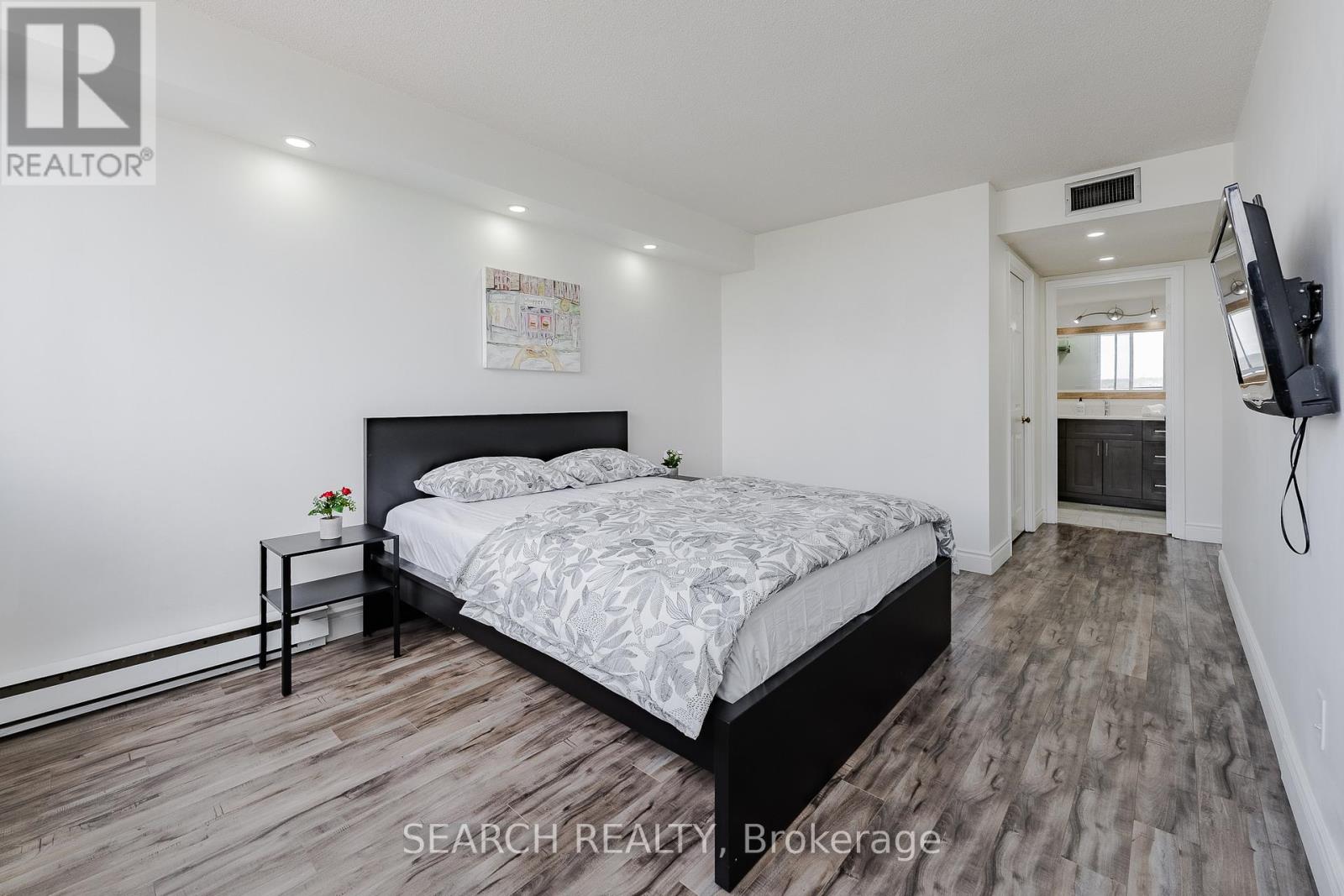 906 - 1360 Rathburn Road E, Mississauga (Rathwood), Ontario  L4W 4H4 - Photo 23 - W12214646